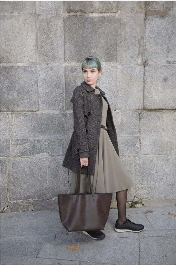 Totissimo Shoulder Bag Chocolate sold by Ivalo.com product image thumbnail 2