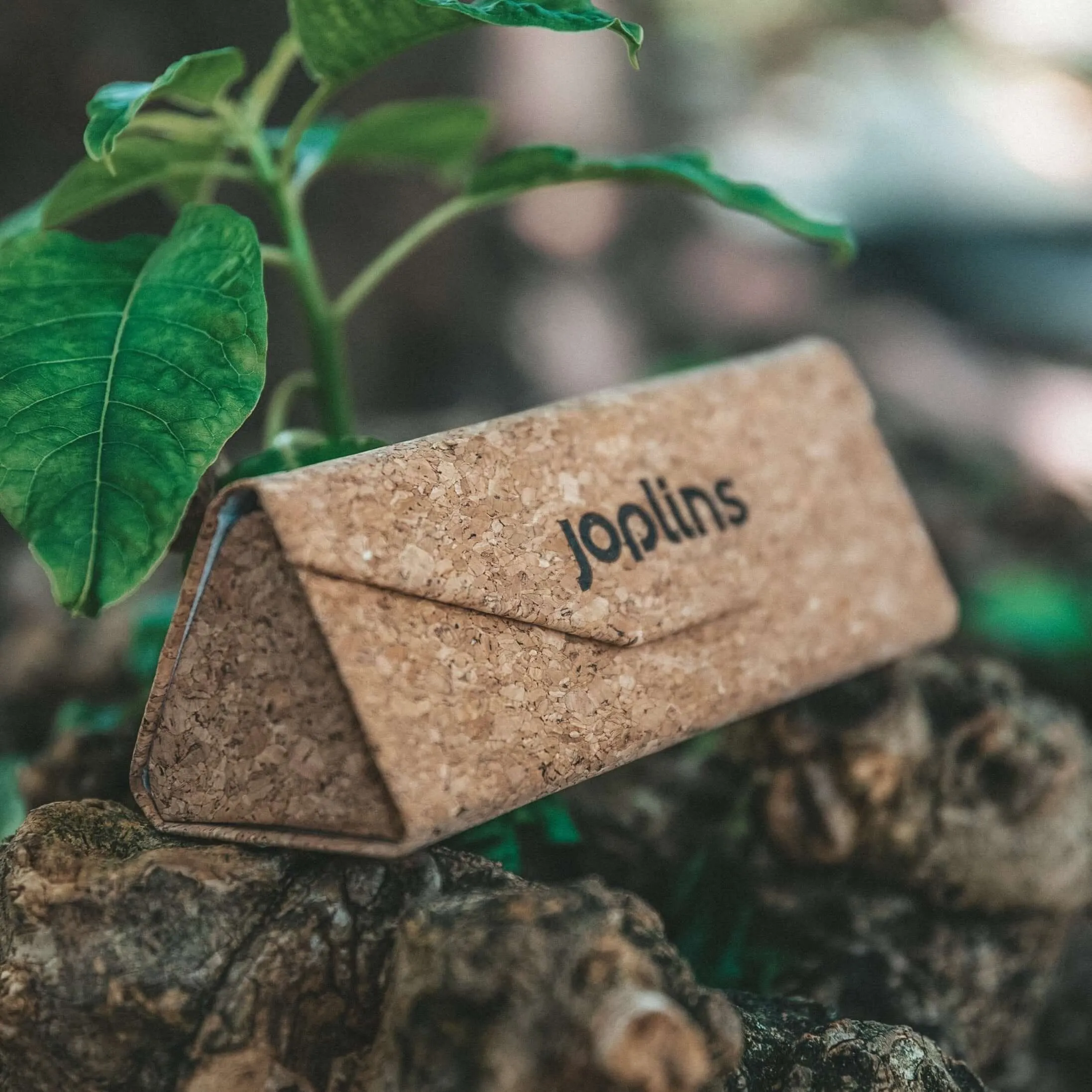 Trifold Sunglasses Case Cork sold by Ivalo.com product image thumbnail 3