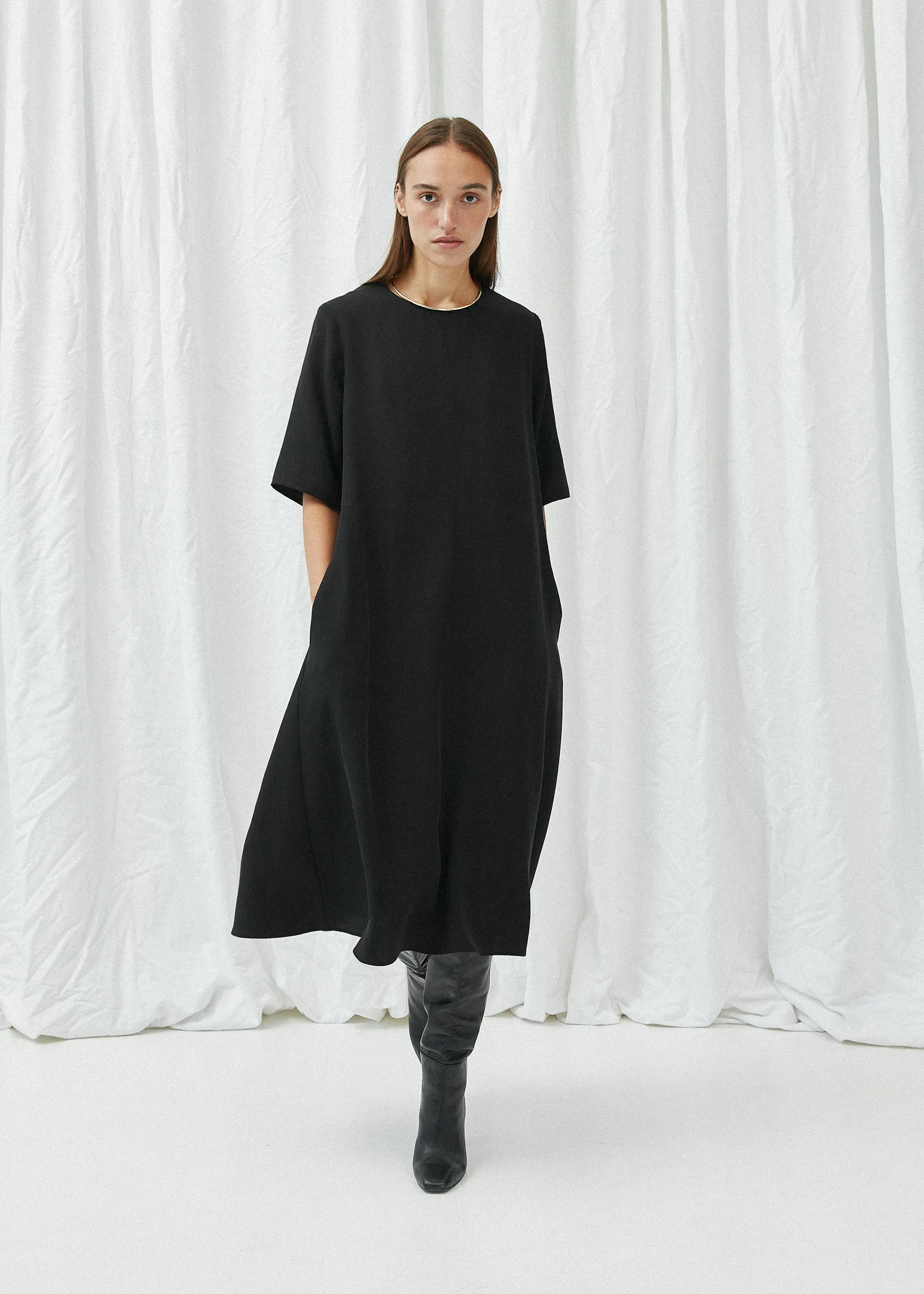 Taylor Dress Black sold by Ivalo.com