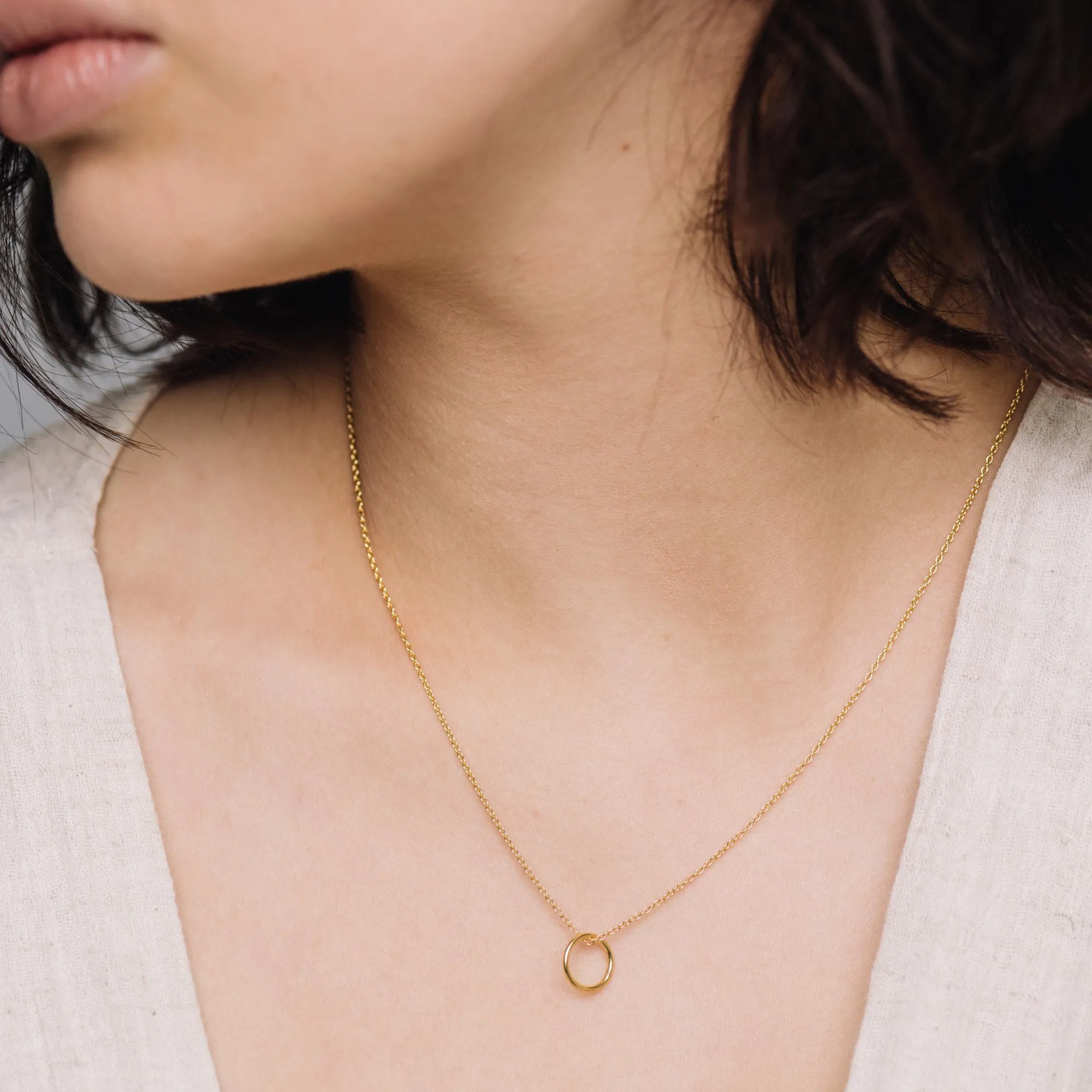 Medium Circle Necklace sold by Ivalo.com product image thumbnail 2