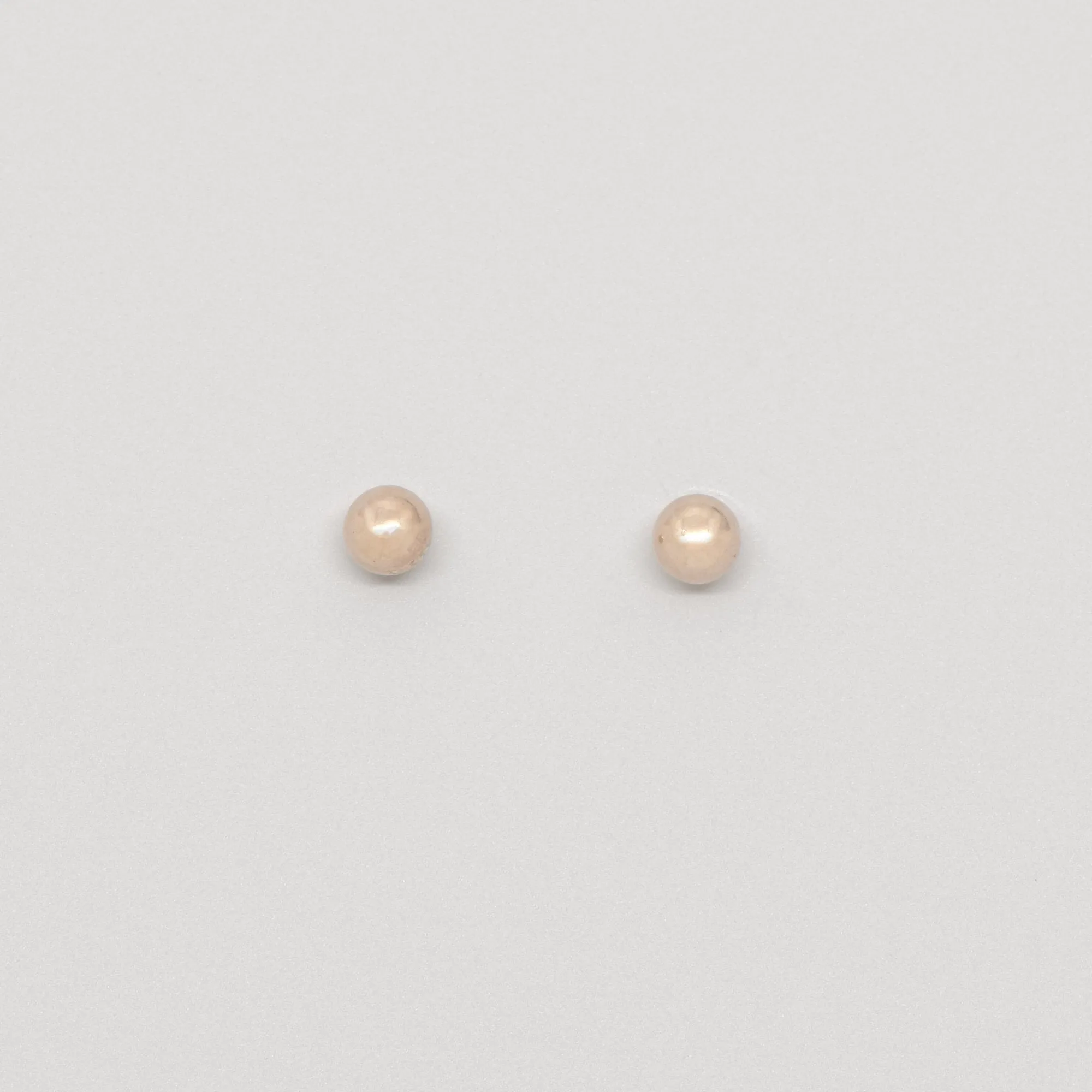 Shiny Ball Stud Earrings sold by Ivalo.com product image thumbnail 4