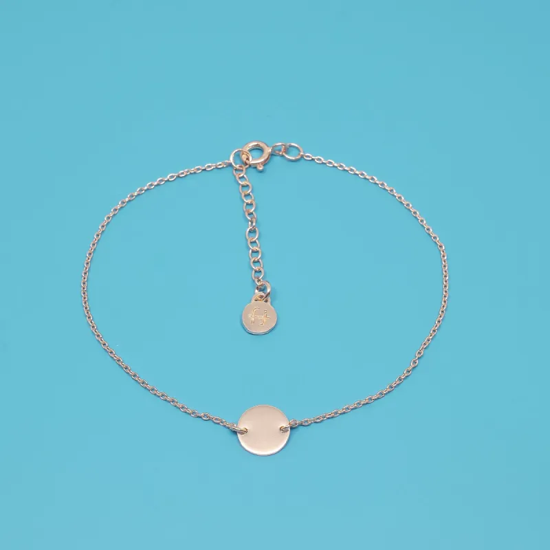 Shiny Disc Bracelet sold by Ivalo.com