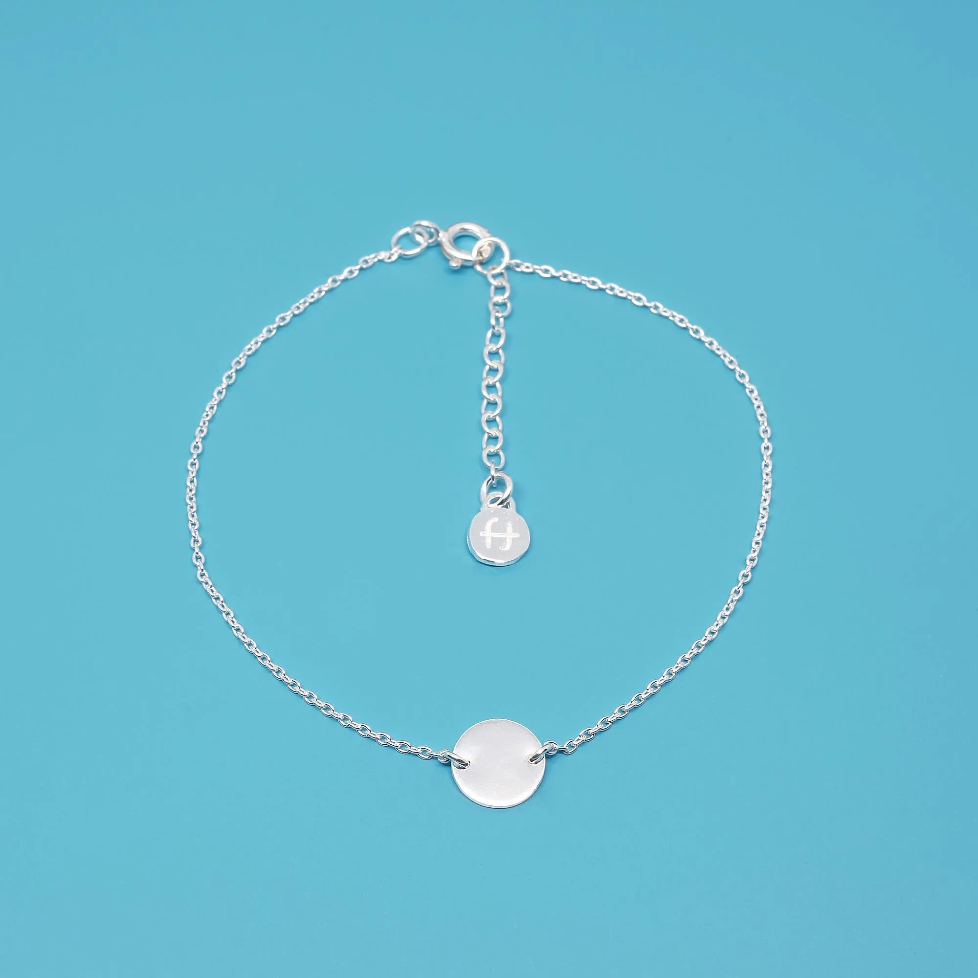 Shiny Disc Bracelet sold by Ivalo.com product image thumbnail 3