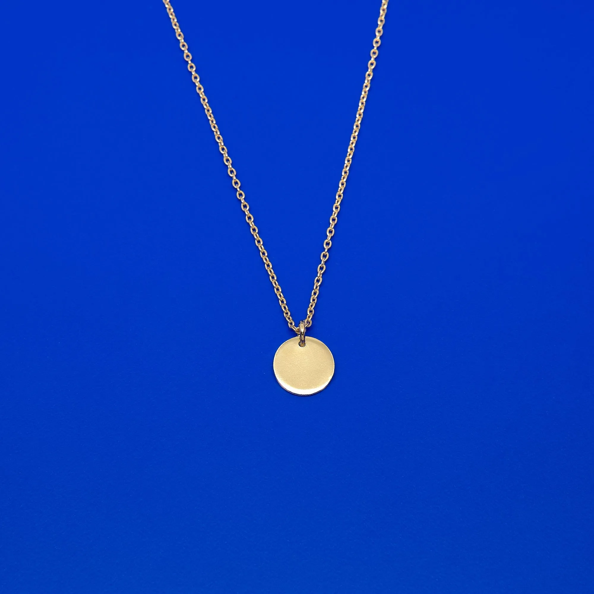 Shiny Disc Necklace sold by Ivalo.com product image thumbnail 4