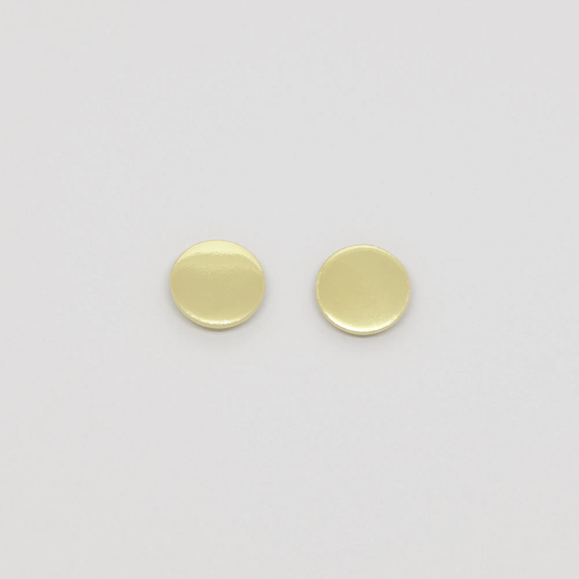 Shiny Disc Stud Earrings sold by Ivalo.com product image thumbnail 2