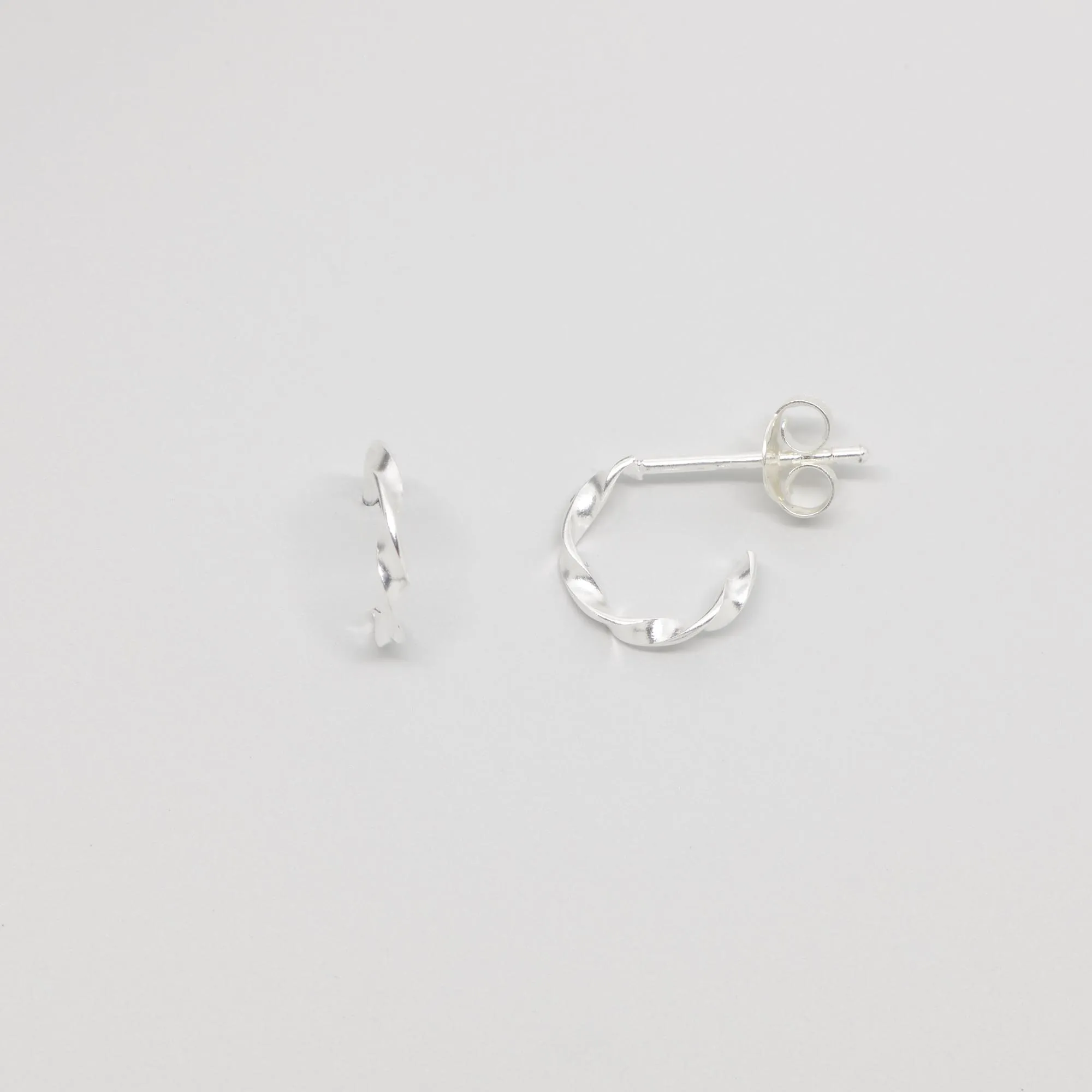 Twisted Hoops sold by Ivalo.com product image thumbnail 5