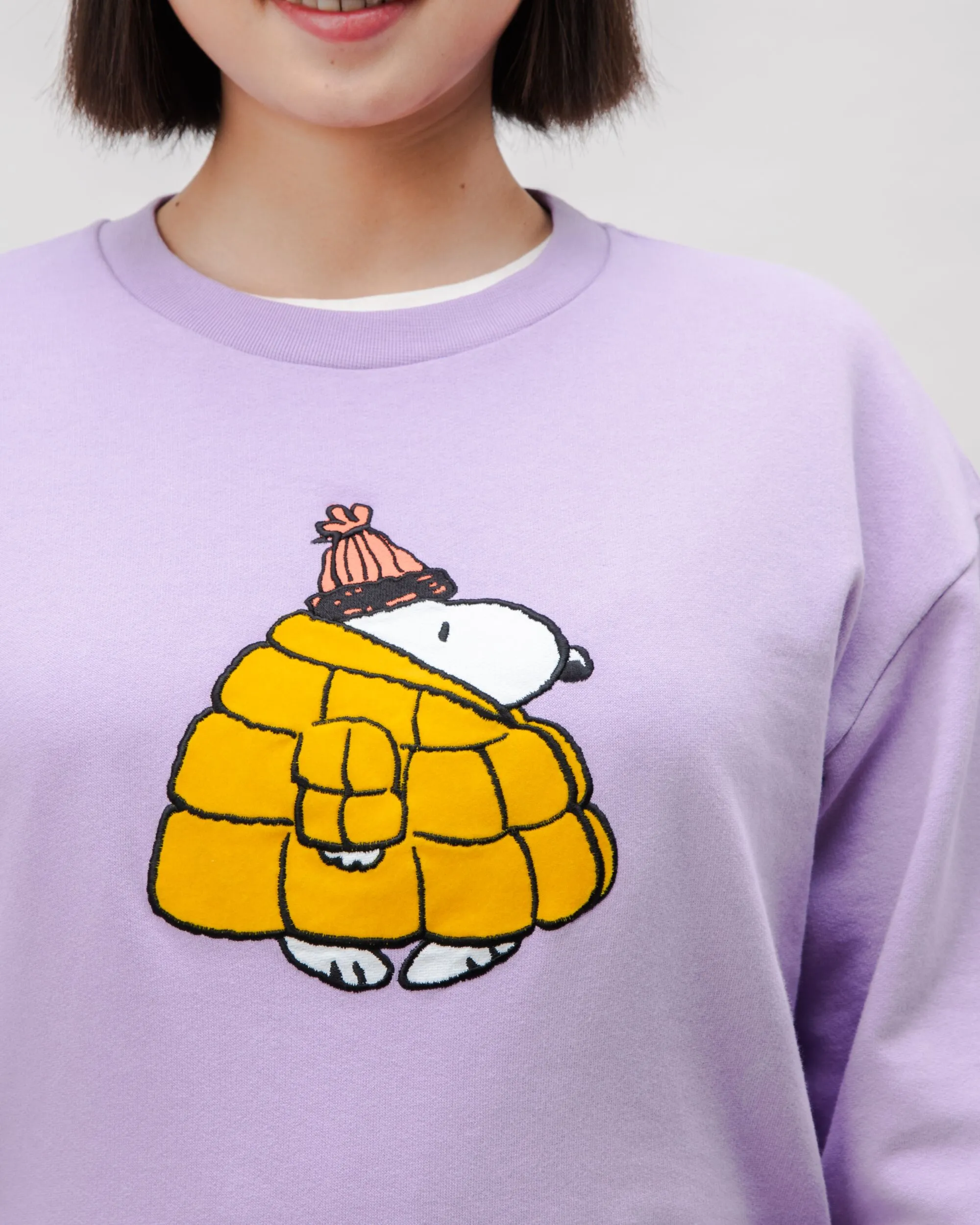 Peanuts Snow Rounded Cotton Sweatshirt Lavander sold by Ivalo.com product image thumbnail 2