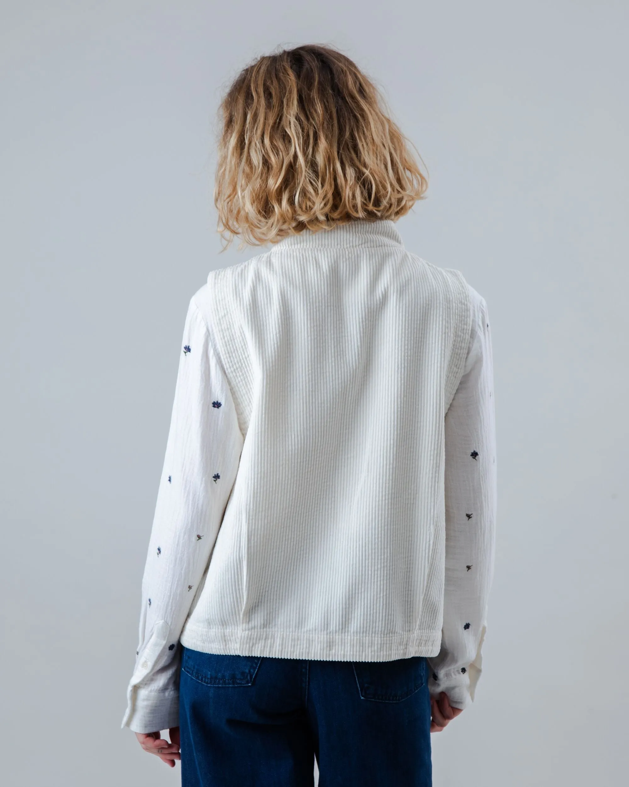 Corduroy Pleated Vest Ecru sold by Ivalo.com product image thumbnail 5