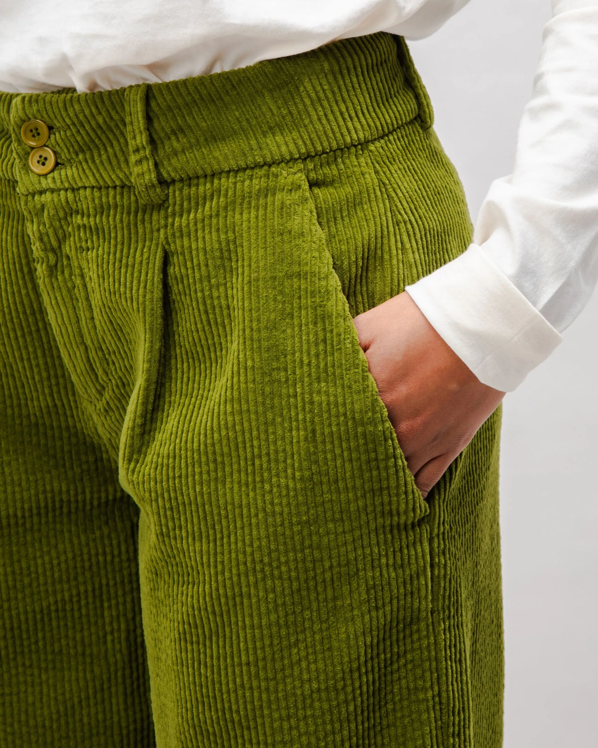 Corduroy Pleated Pants Green sold by Ivalo.com product image thumbnail 3