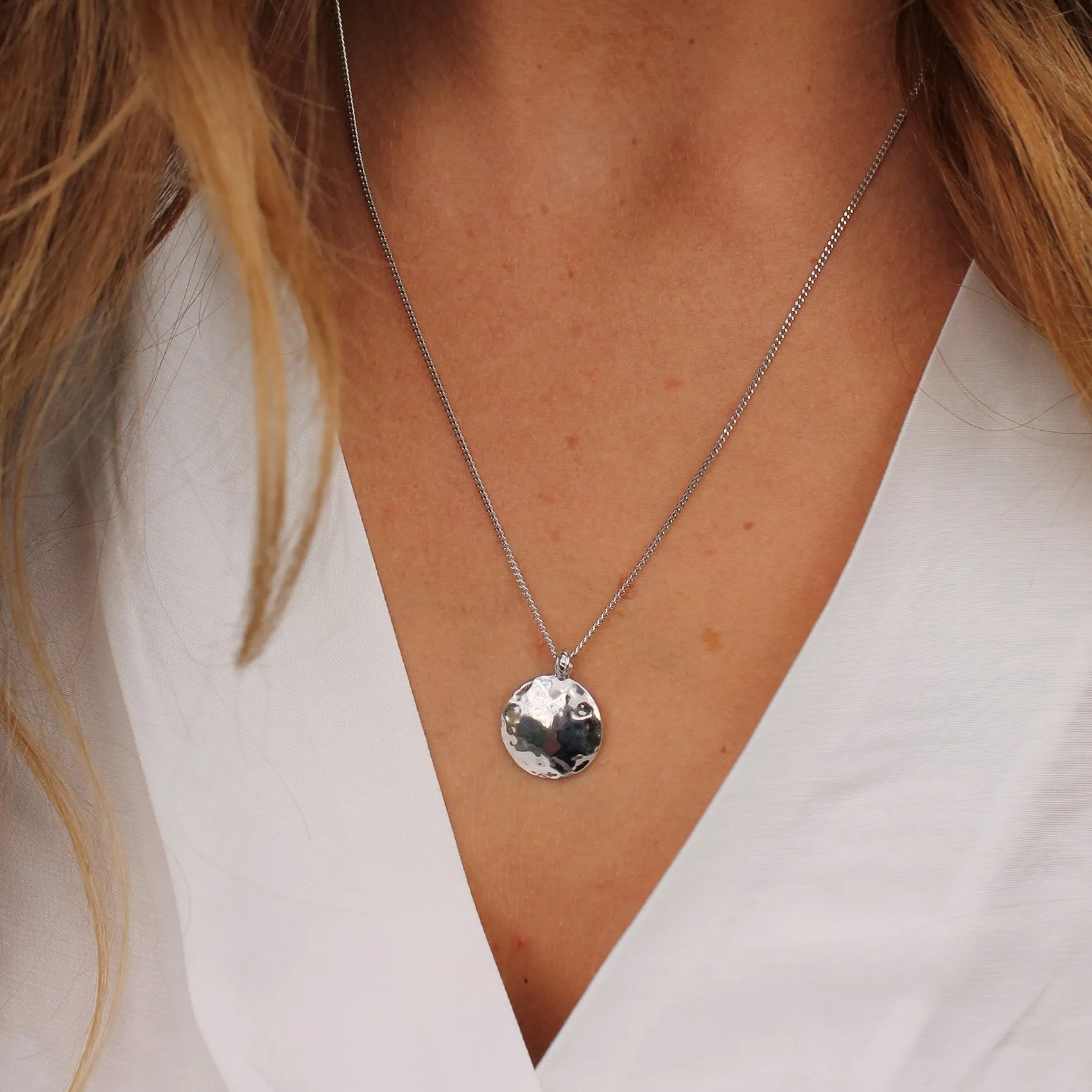 Isadora Necklace sold by Ivalo.com product image thumbnail 3