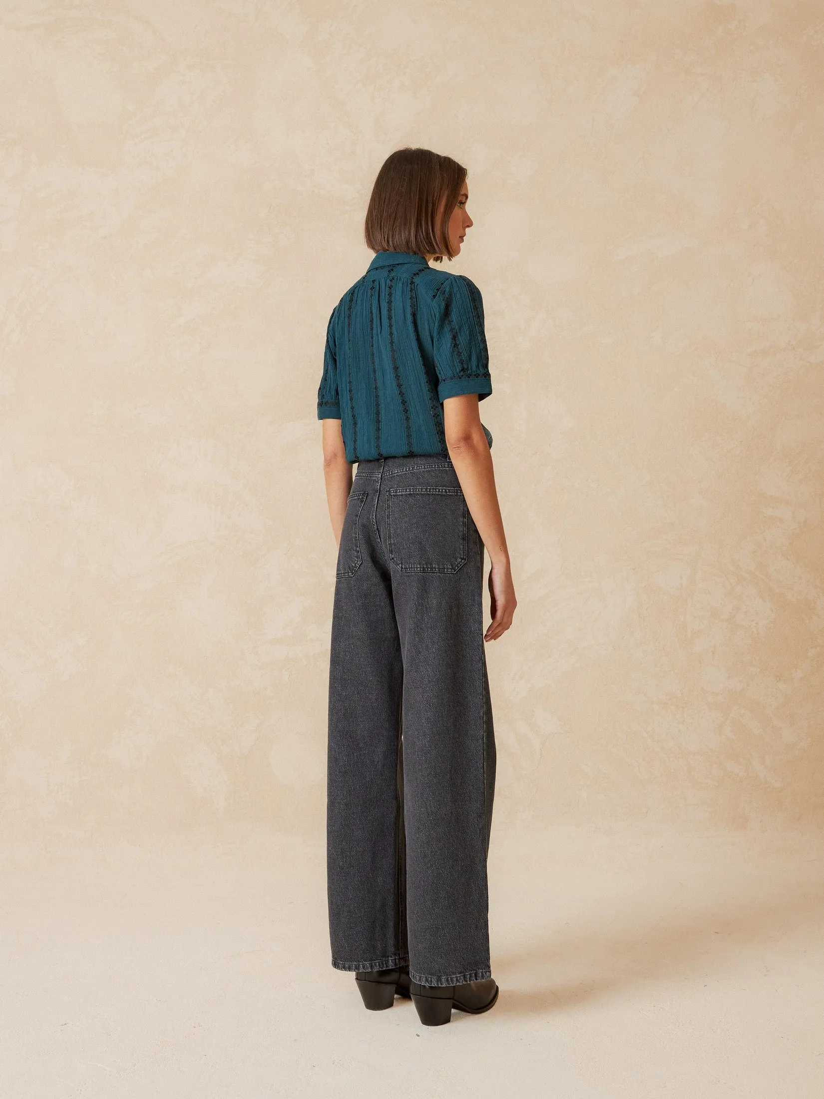 SHORT SLEEVE SHIRT JACQUARD sold by Ivalo.com product image thumbnail 4