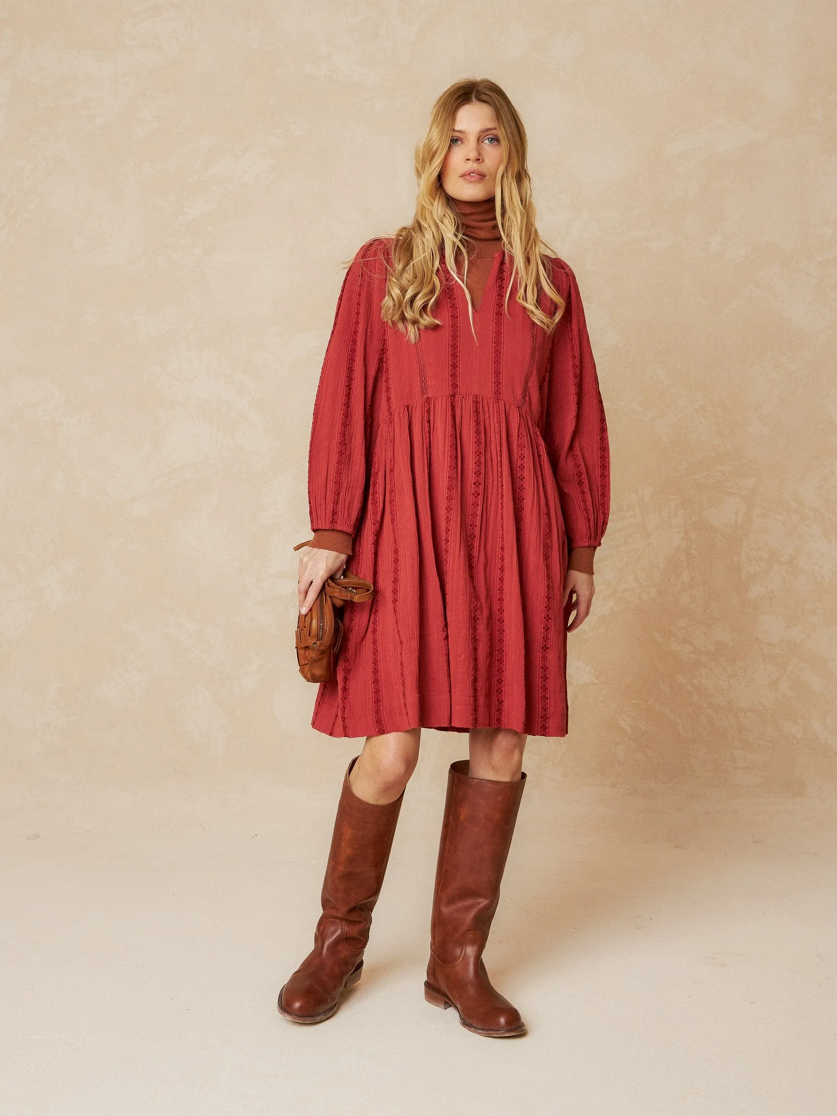 Short Dress Jacquard Red sold by Ivalo.com