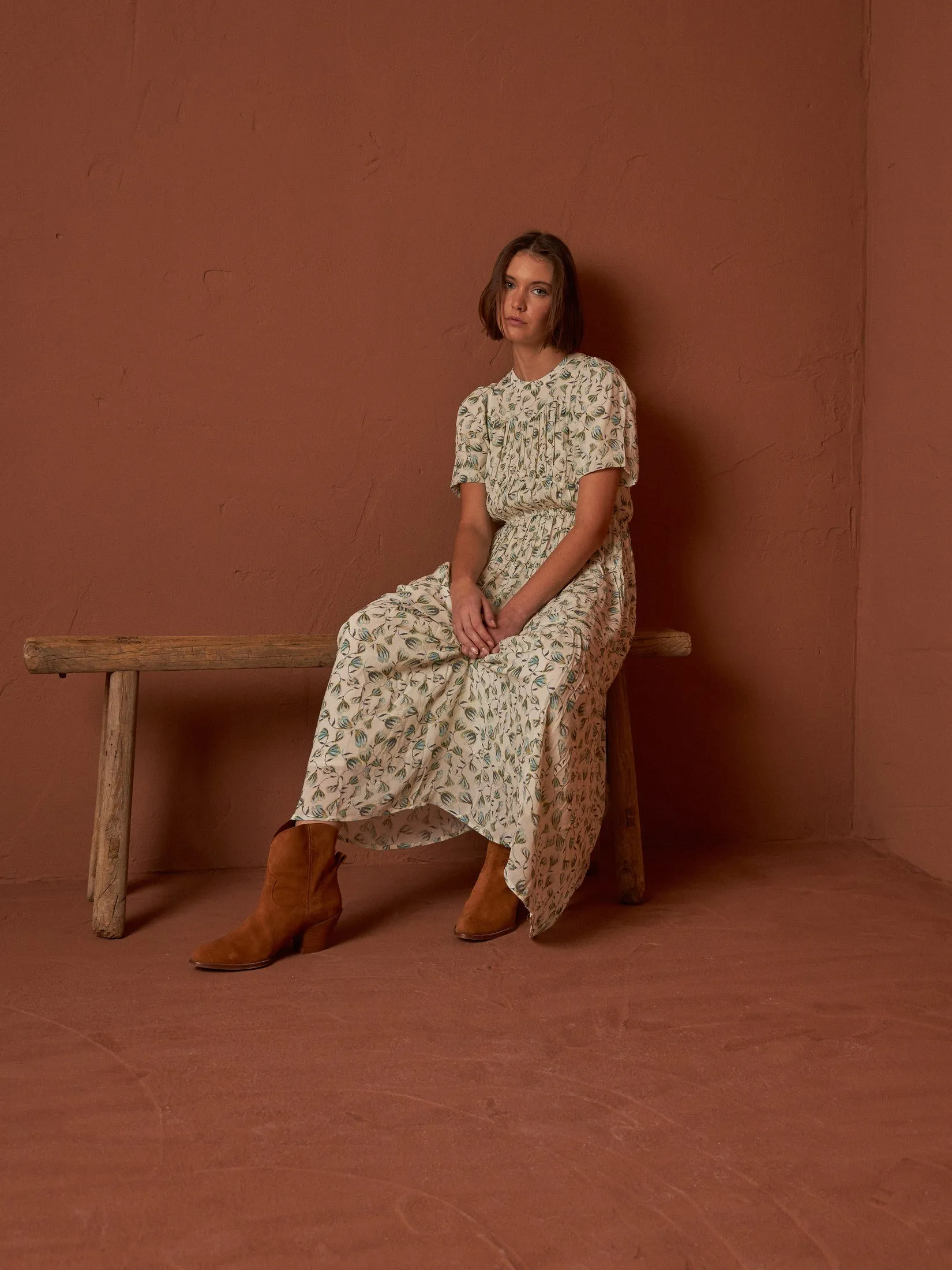 Maxi Dress Viscose Chiffon Beige sold by Ivalo.com product image thumbnail 4