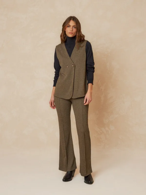 Double Button Vest Black sold by Ivalo.com