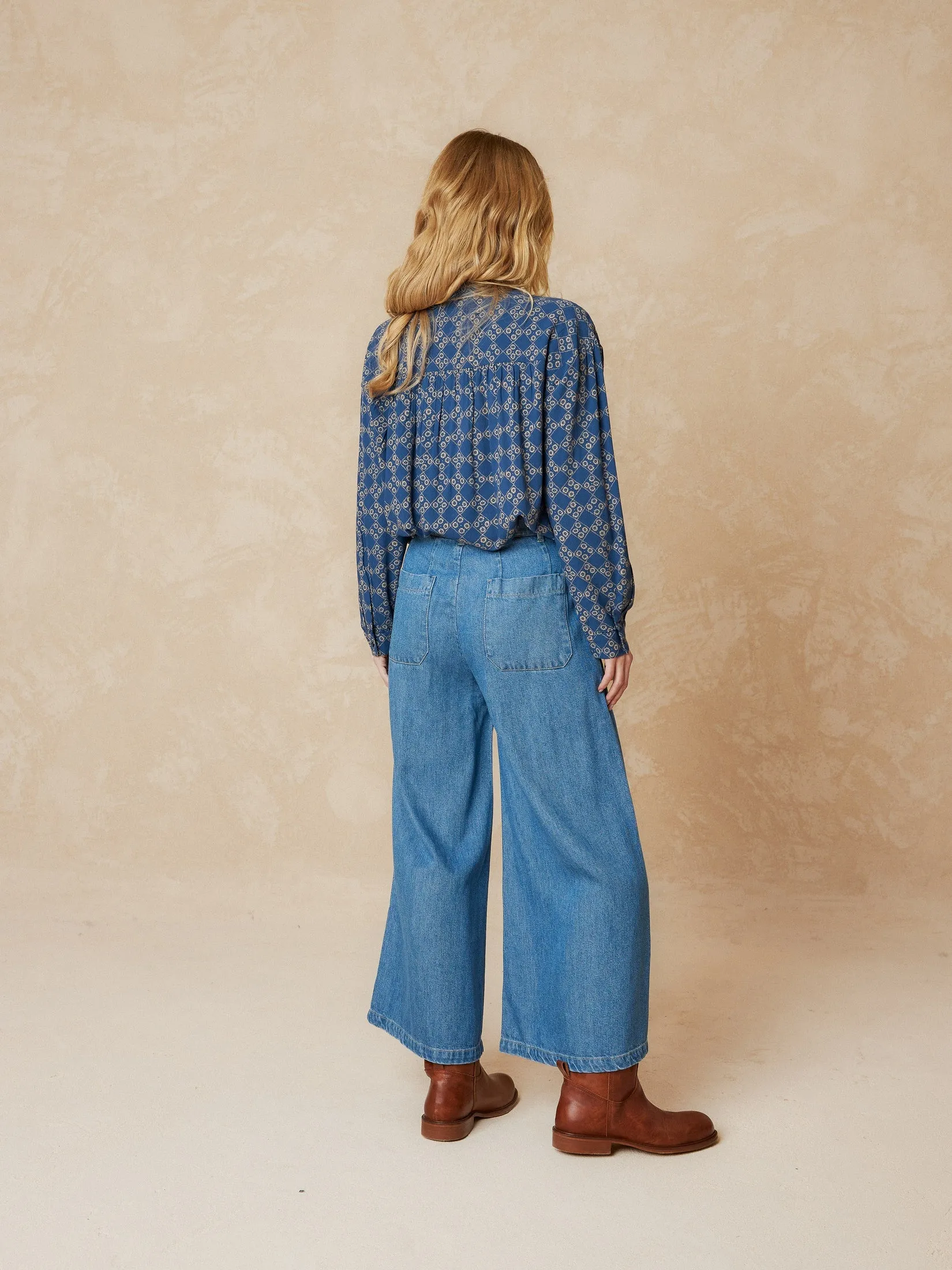 Blouse Smoke Detail Blue sold by Ivalo.com product image thumbnail 4