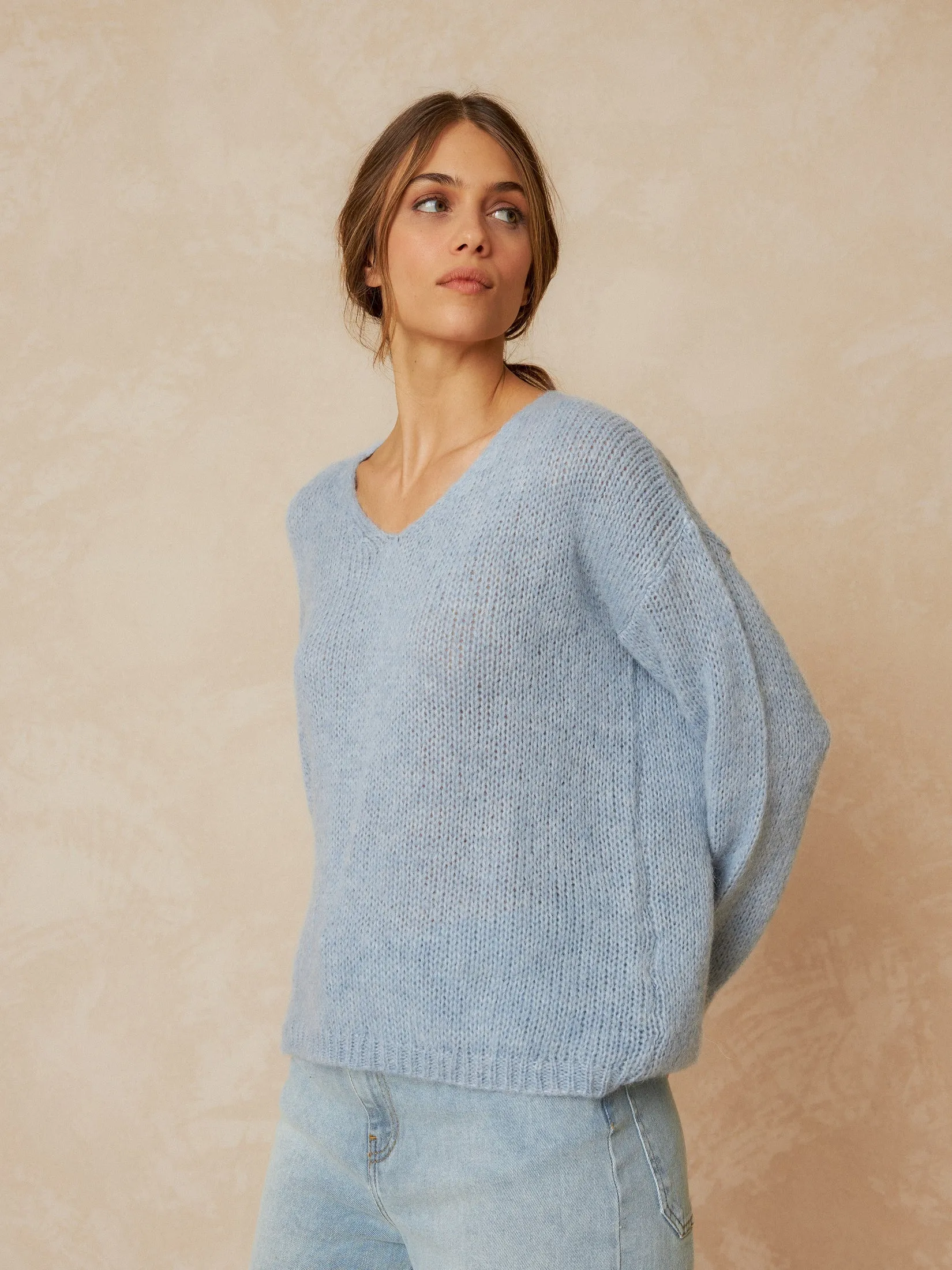 Basic V-Neck Sweater Blue sold by Ivalo.com