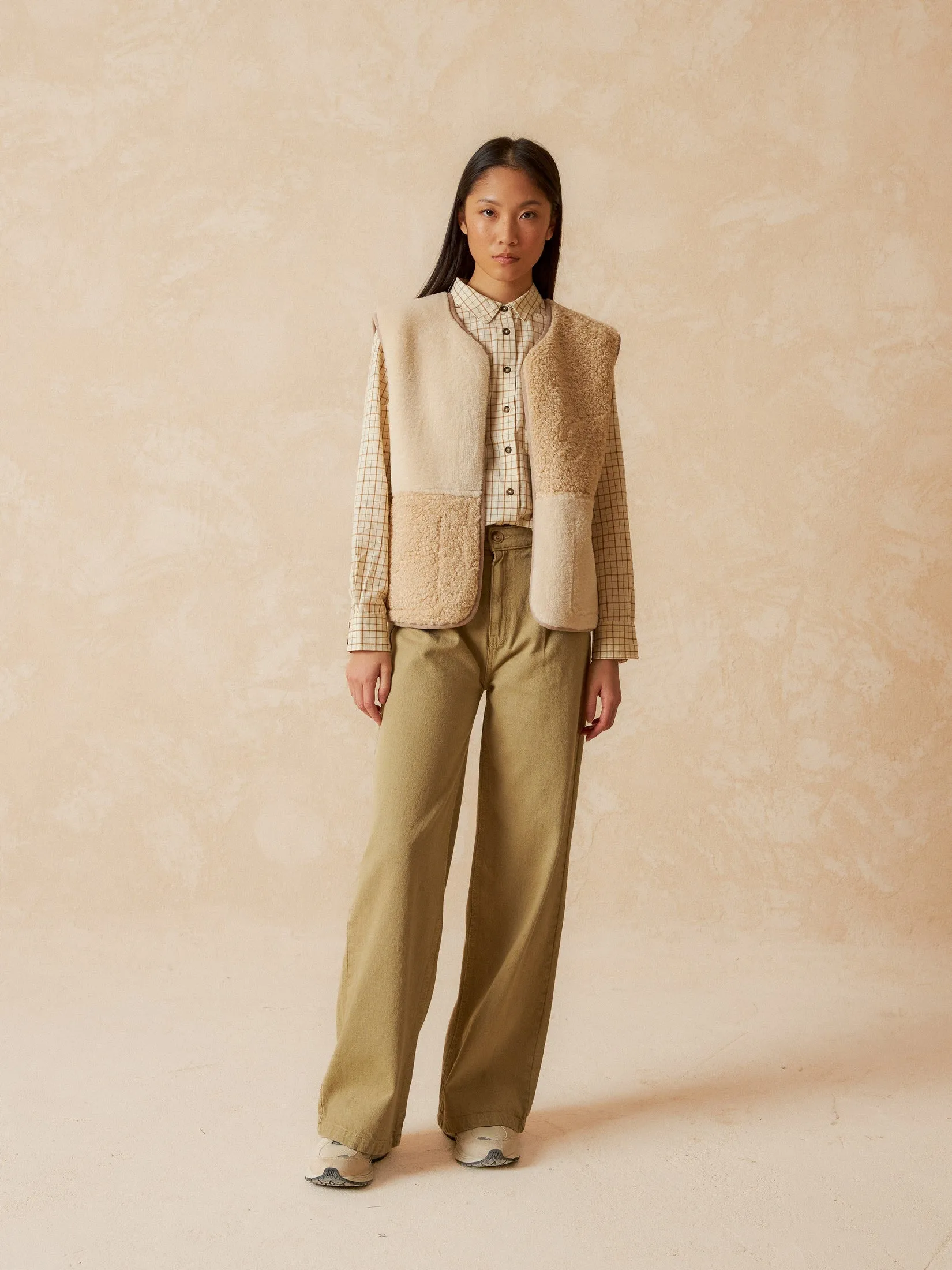 Reversible Patch Vest sold by Ivalo.com product image thumbnail 2