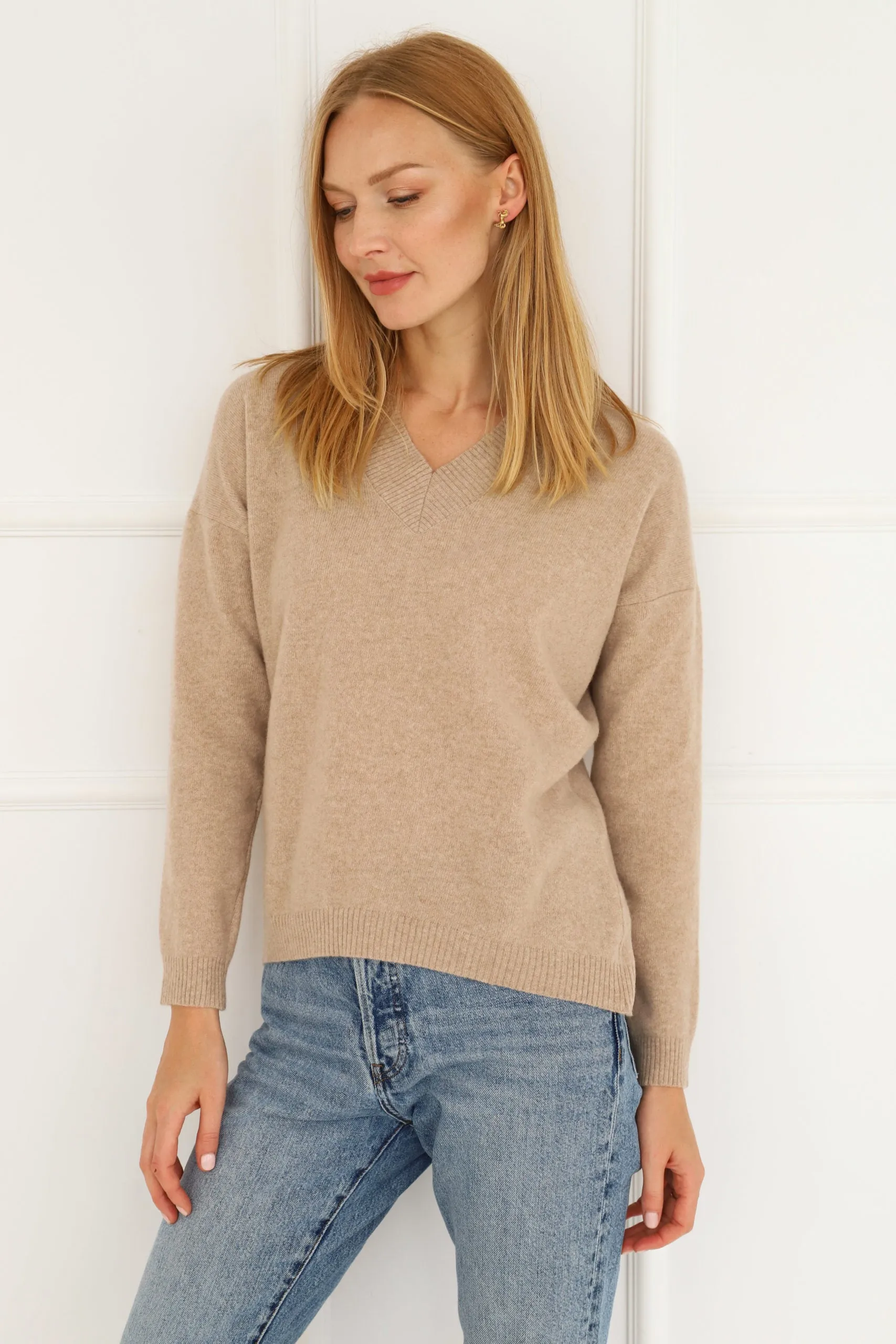 Enteliér Beige Cashmere Sweater sold by Ivalo.com product image thumbnail 4