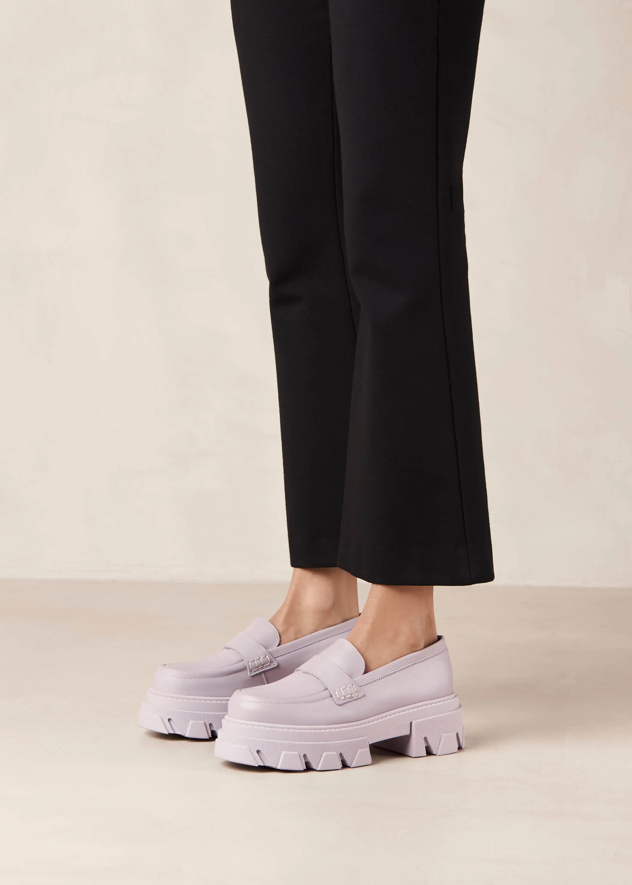 Trailblazer Lila Leather Loafers sold by Ivalo.com product image thumbnail 2