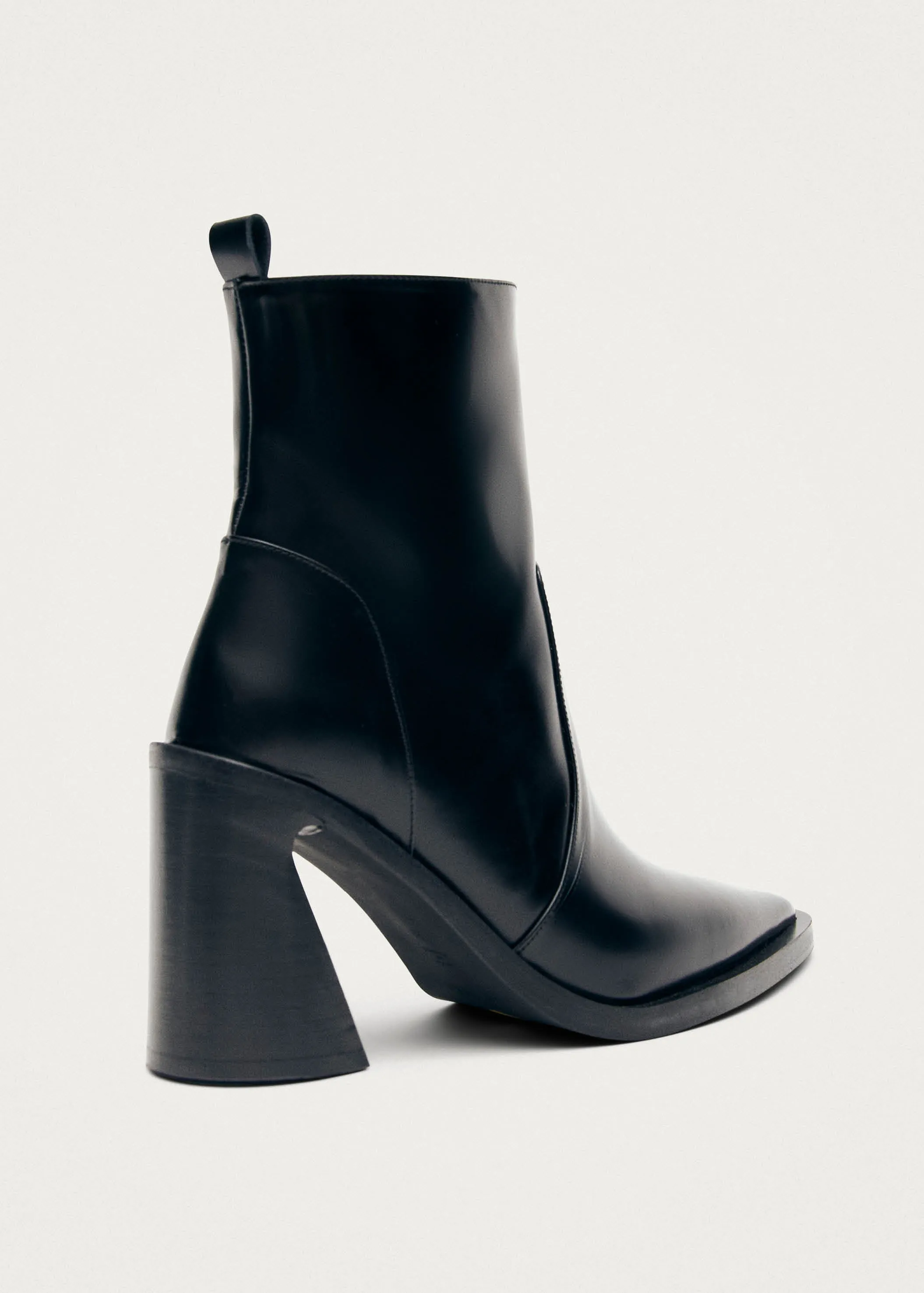 Haylo Black Leather Ankle Boots sold by Ivalo.com product image thumbnail 5
