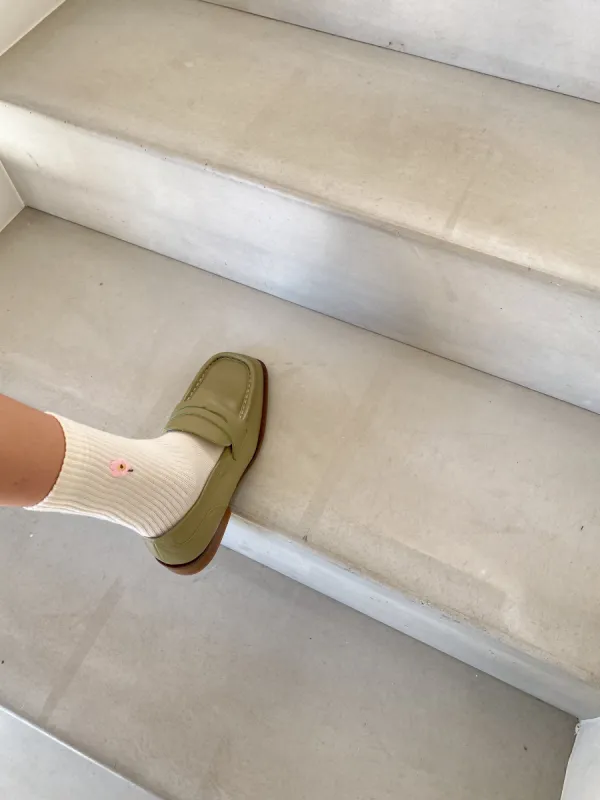 Flower Socks Pink sold by Ivalo.com