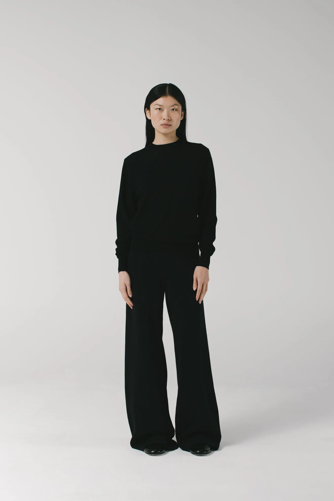 Merino Crew Knit Black sold by Ivalo.com