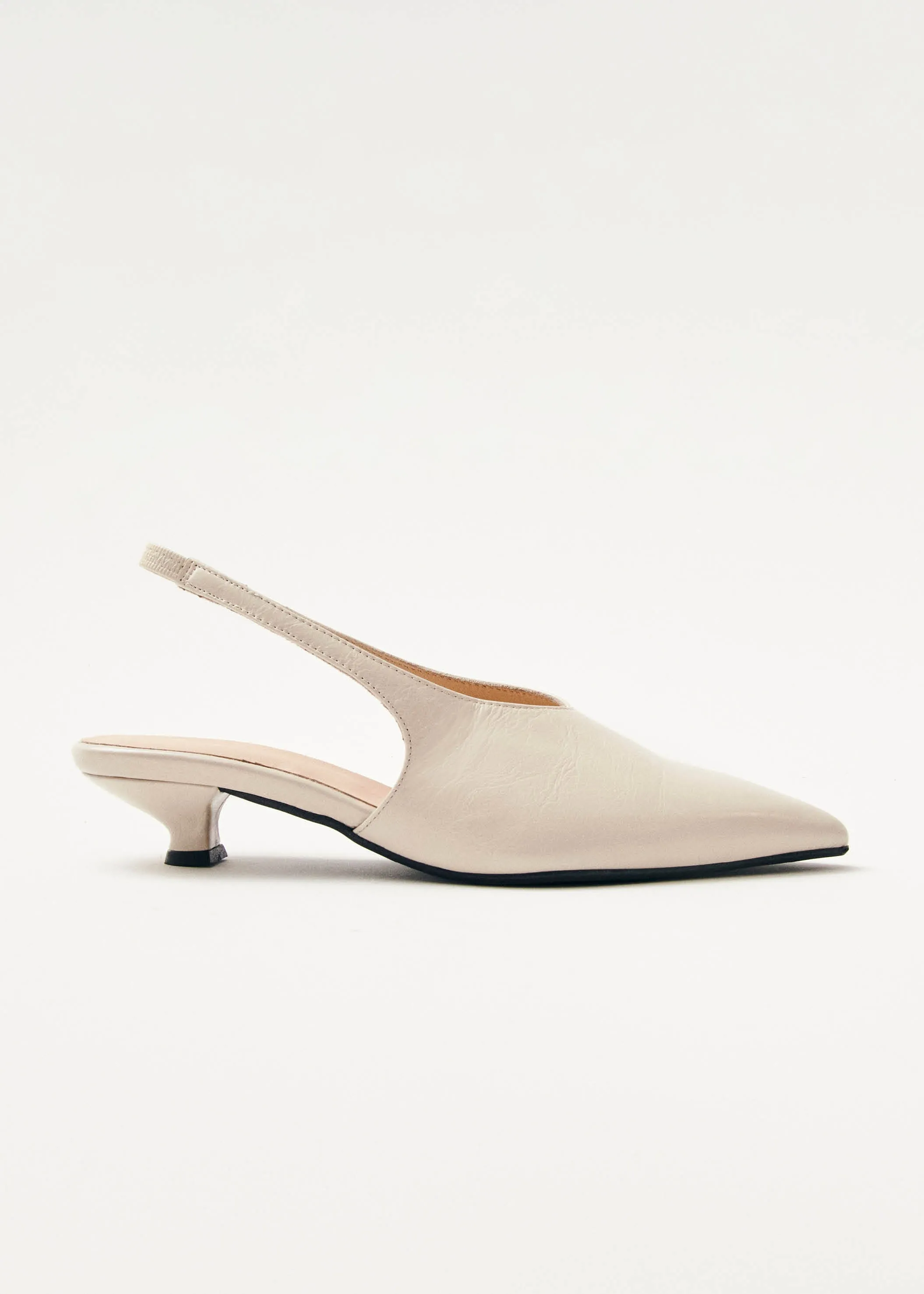 Eros Leather Pumps Cream sold by Ivalo.com