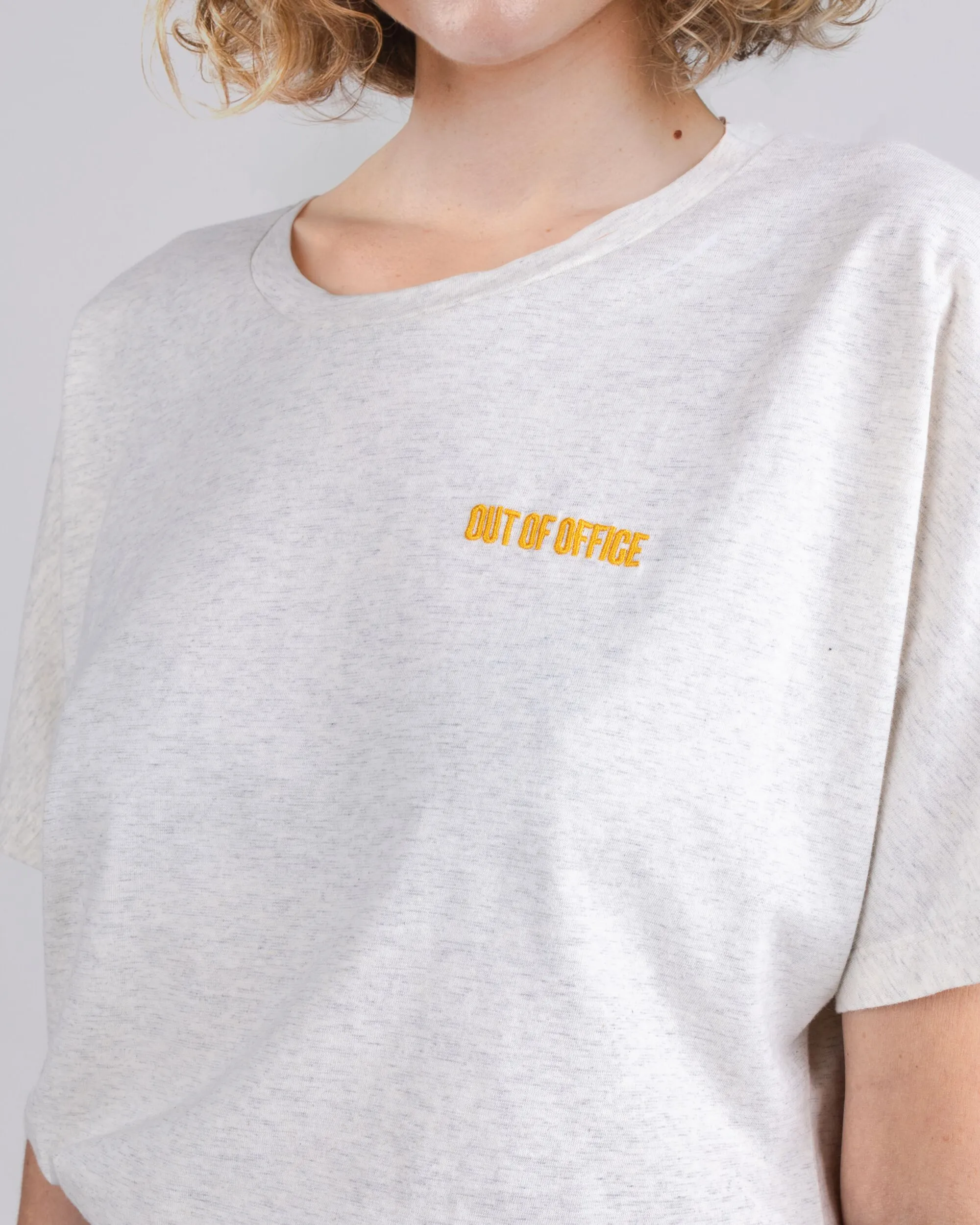 Out of Office T-Shirt Cream White sold by Ivalo.com product image thumbnail 4