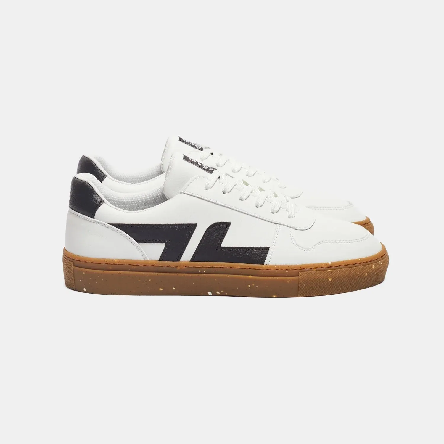 Moka Sneakers Cappuccino sold by Ivalo.com