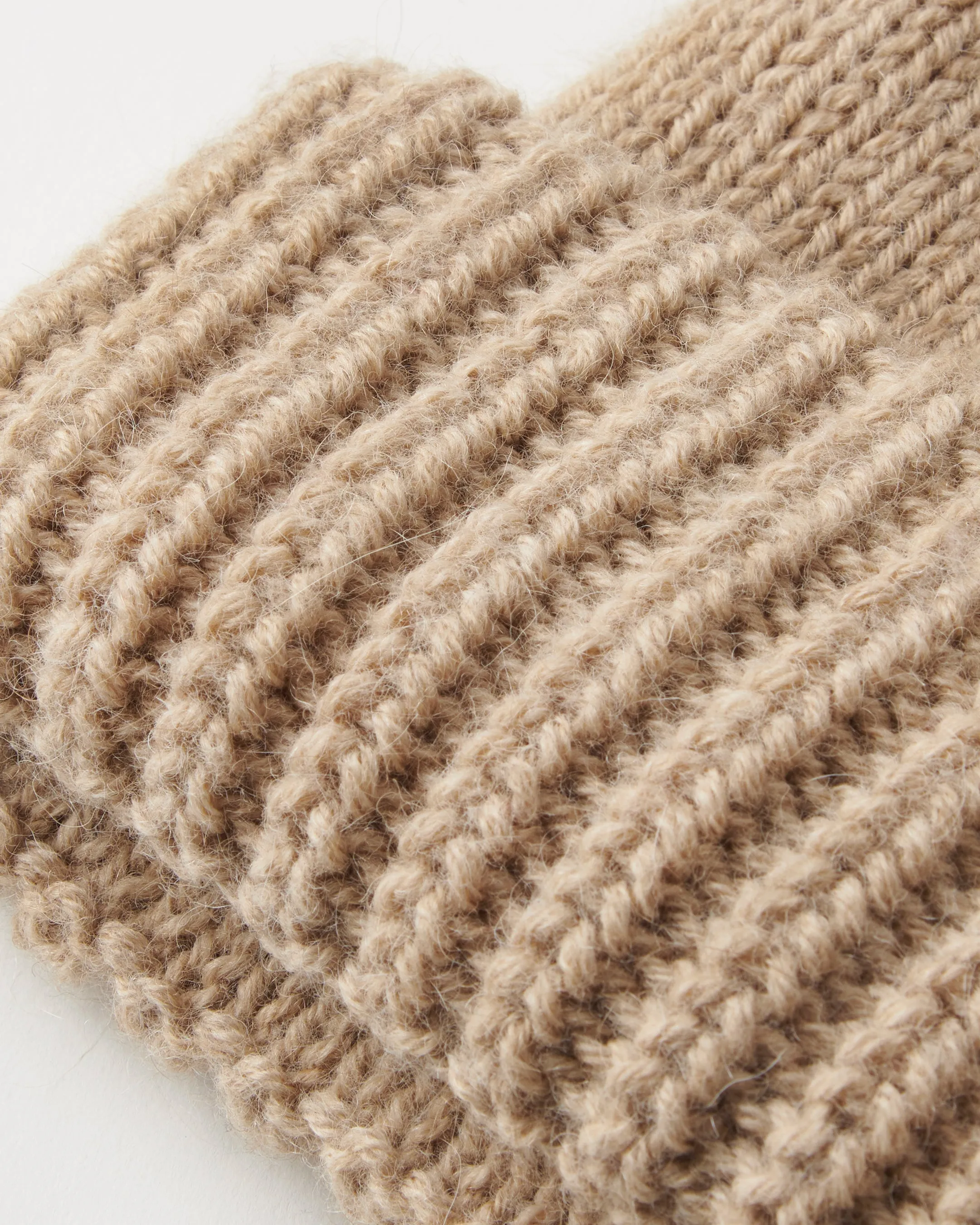 Chunky Beanie Pampas Sand sold by Ivalo.com product image thumbnail 2