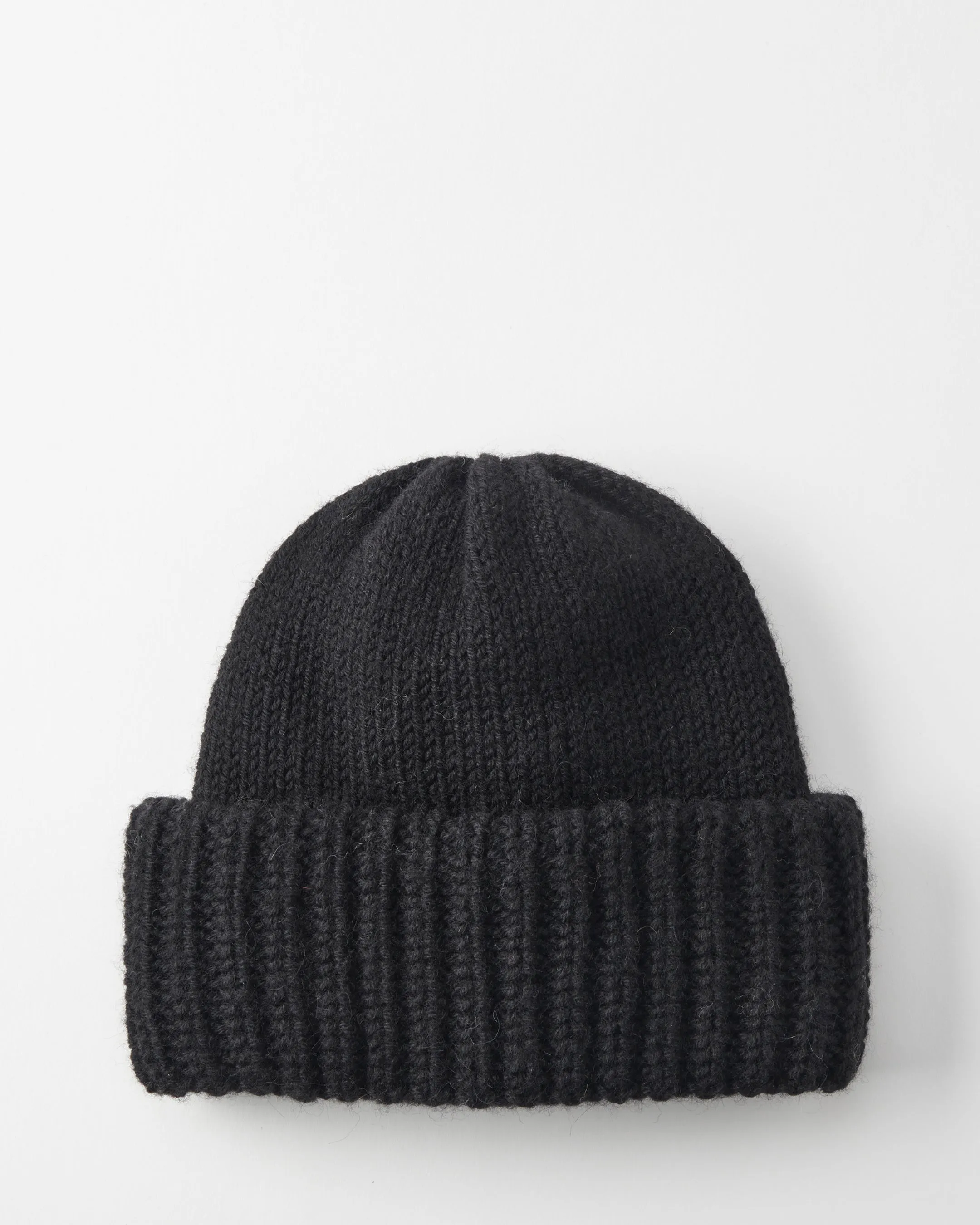 Chunky Beanie Pampas Black sold by Ivalo.com