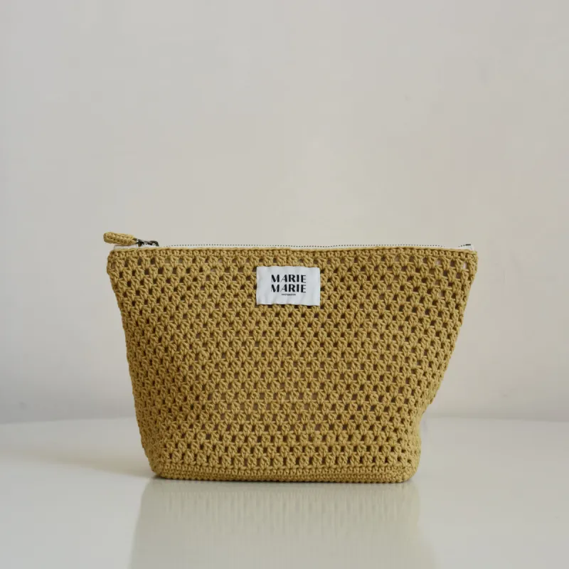 Gold Pouch Large sold by Ivalo.com