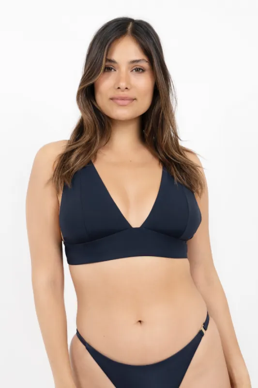 Uluwatu DPS Timeless Classic Bikini Top Pebble sold by Ivalo.com