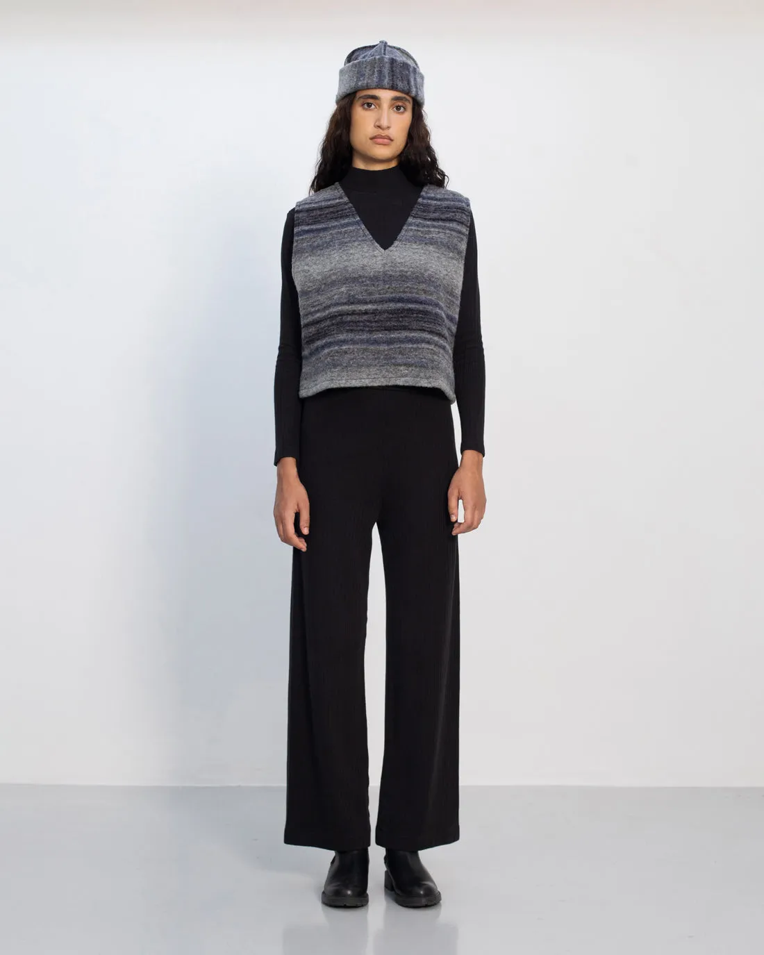 Vest Wool-Blend Navy/Grey Stripe sold by Ivalo.com