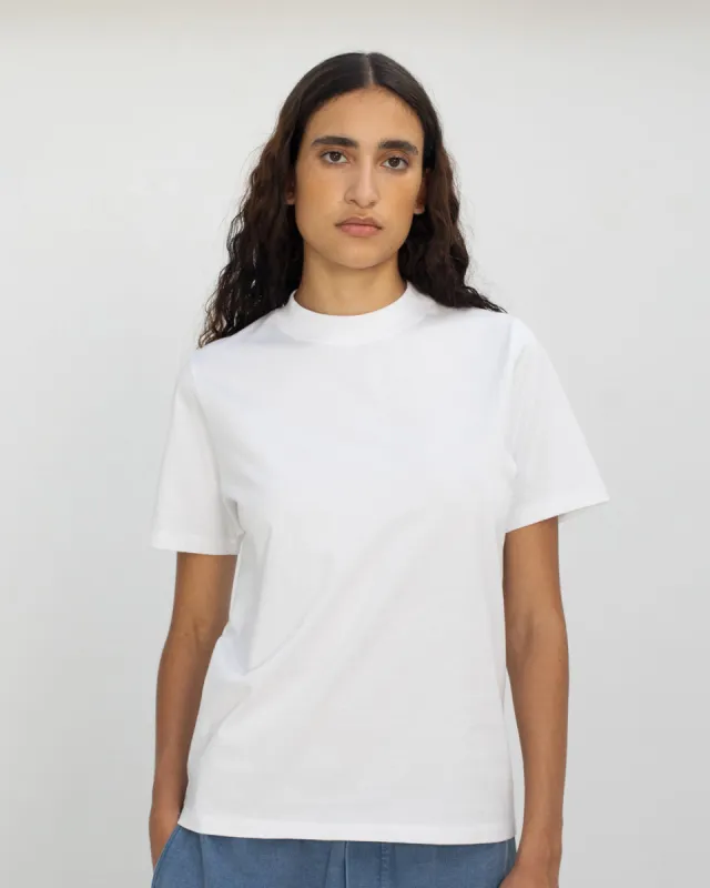 Big Collar T-Shirt Unisex White sold by Ivalo.com