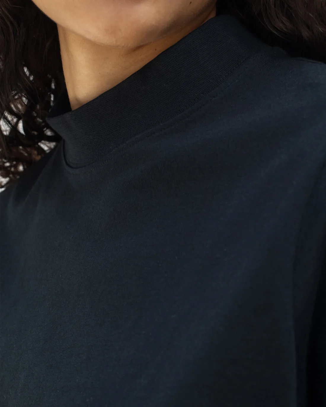 Big Collar T-Shirt Unisex Black sold by Ivalo.com product image thumbnail 4