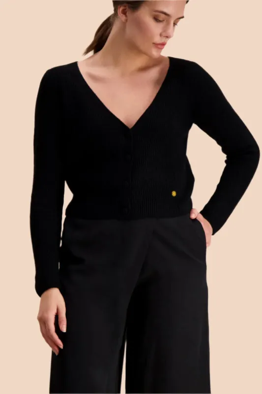 Cashmere Cardigan Black sold by Ivalo.com