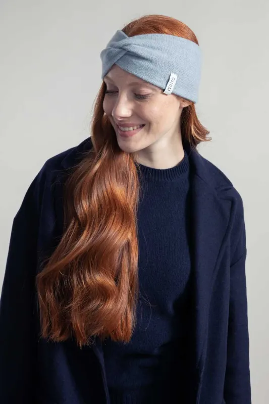 Nadia Cashmere Headband Light Blue sold by Ivalo.com