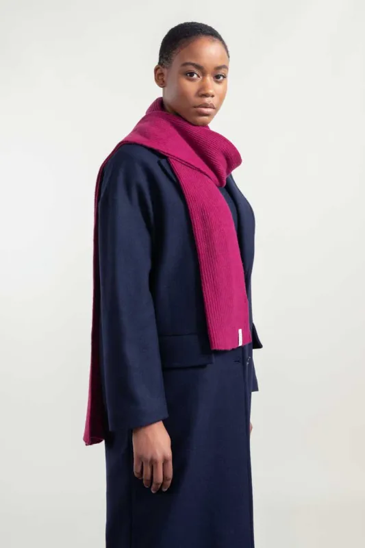 Federico Cashmere Unisex Scarf Pink sold by Ivalo.com