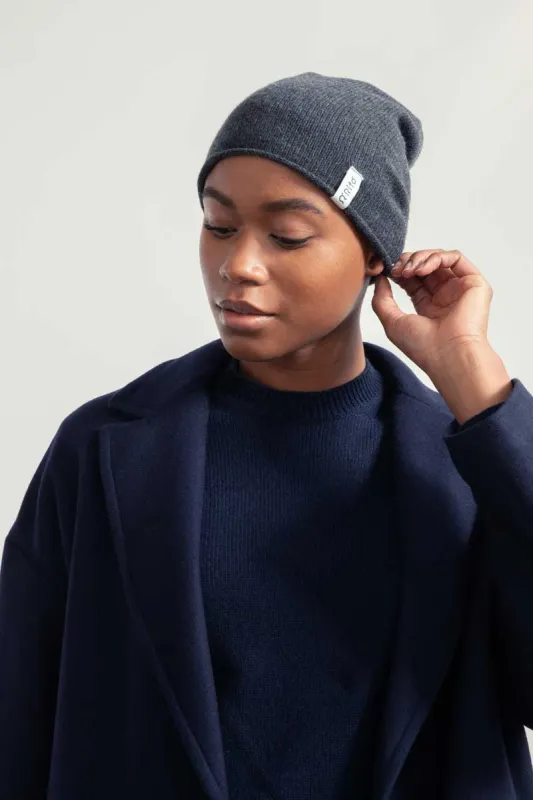 Frank Unisex Wool Beanie Grey made by Ivalo.com