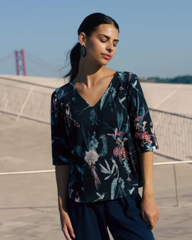 Vera Blouse Bluebird sold by Ivalo.com