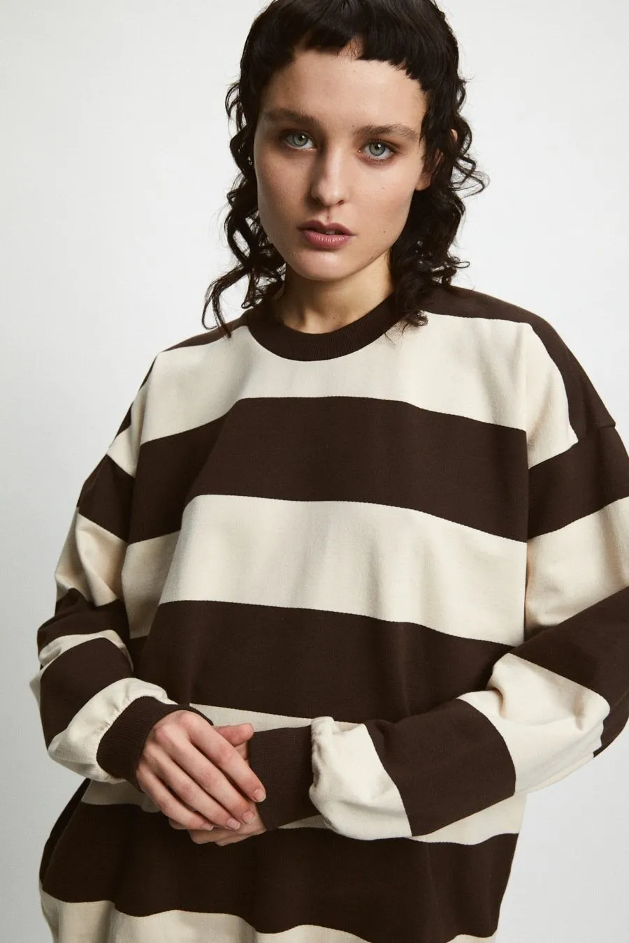 Melie Sweatshirt sold by Ivalo.com