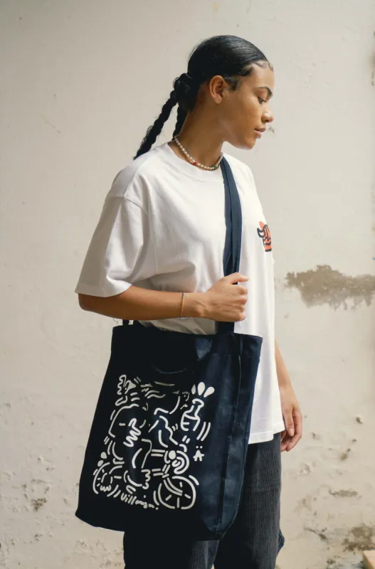 Ä Tote Bag Black sold by Ivalo.com