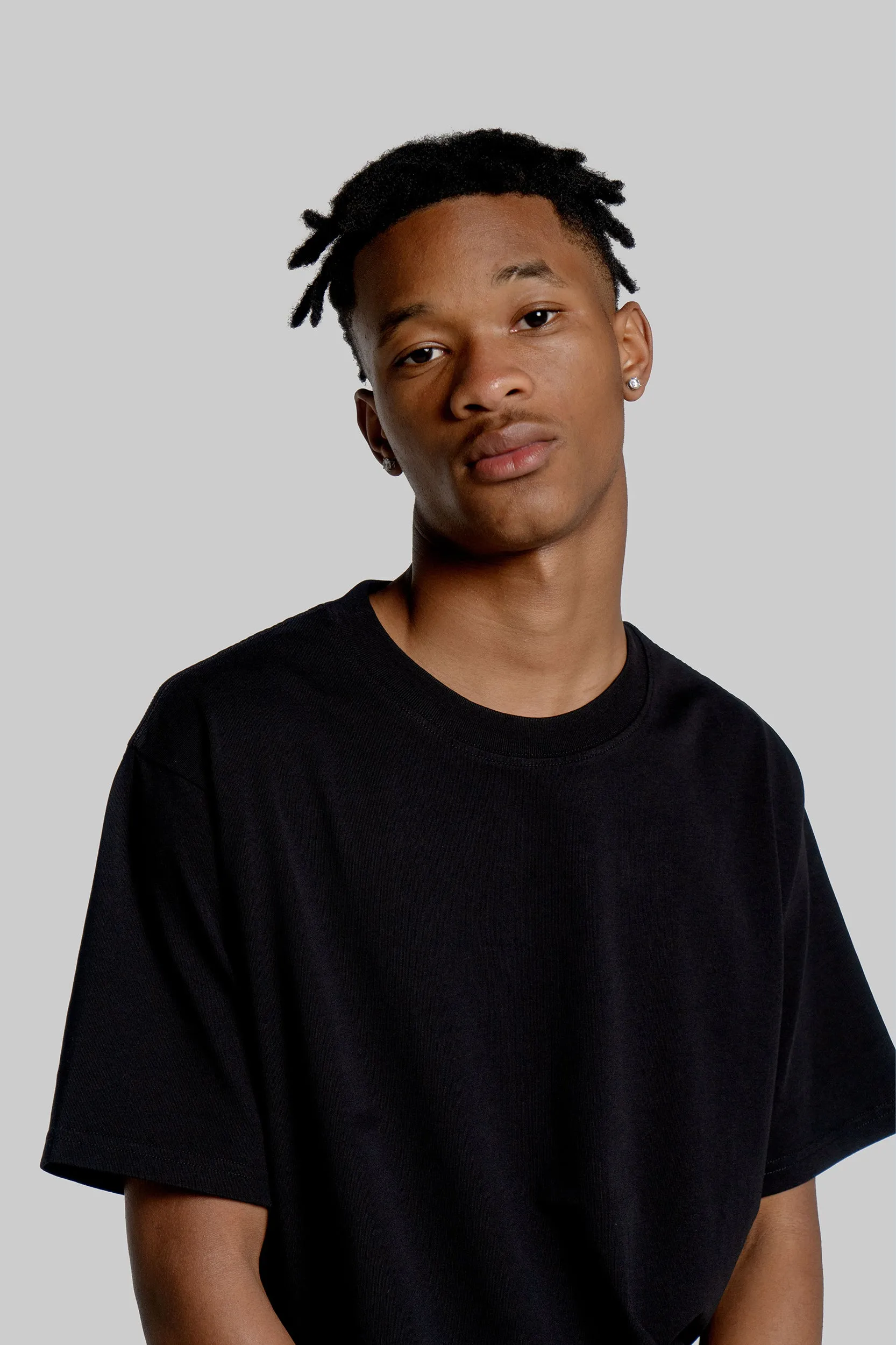 Essential T-Shirt Black sold by Ivalo.com