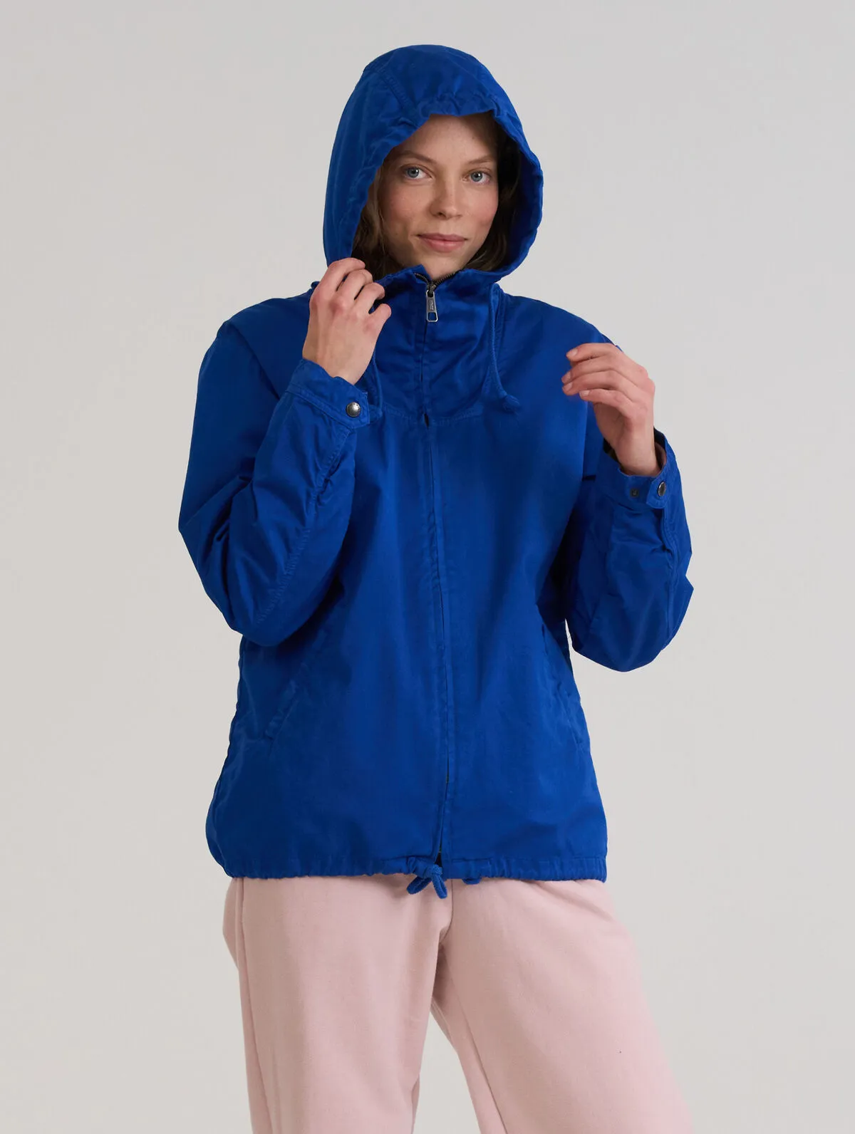 Zipper Anorak Ultramarine Blue sold by Ivalo.com