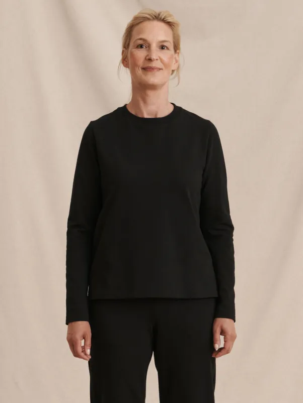 Tyyni Long Sleeve Black sold by Ivalo.com