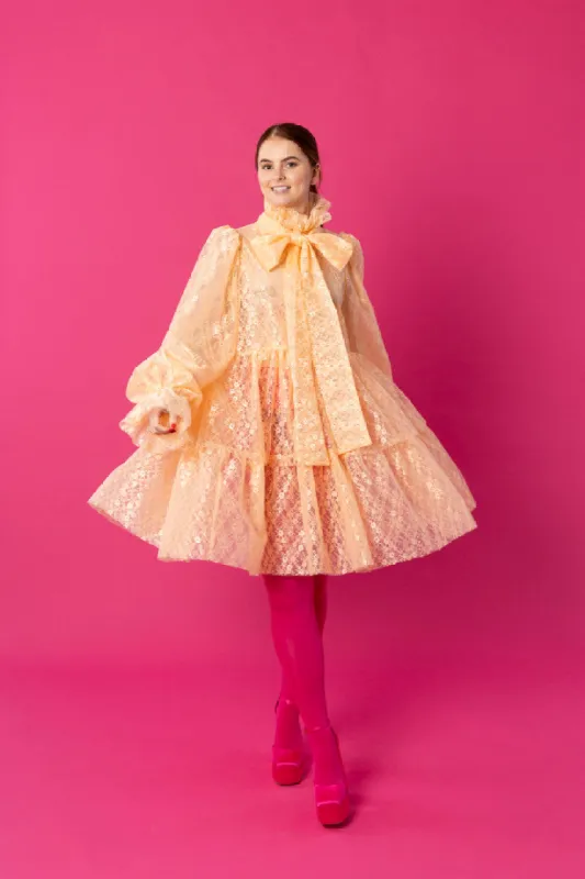 Dishy Dress Lace Beige sold by Ivalo.com