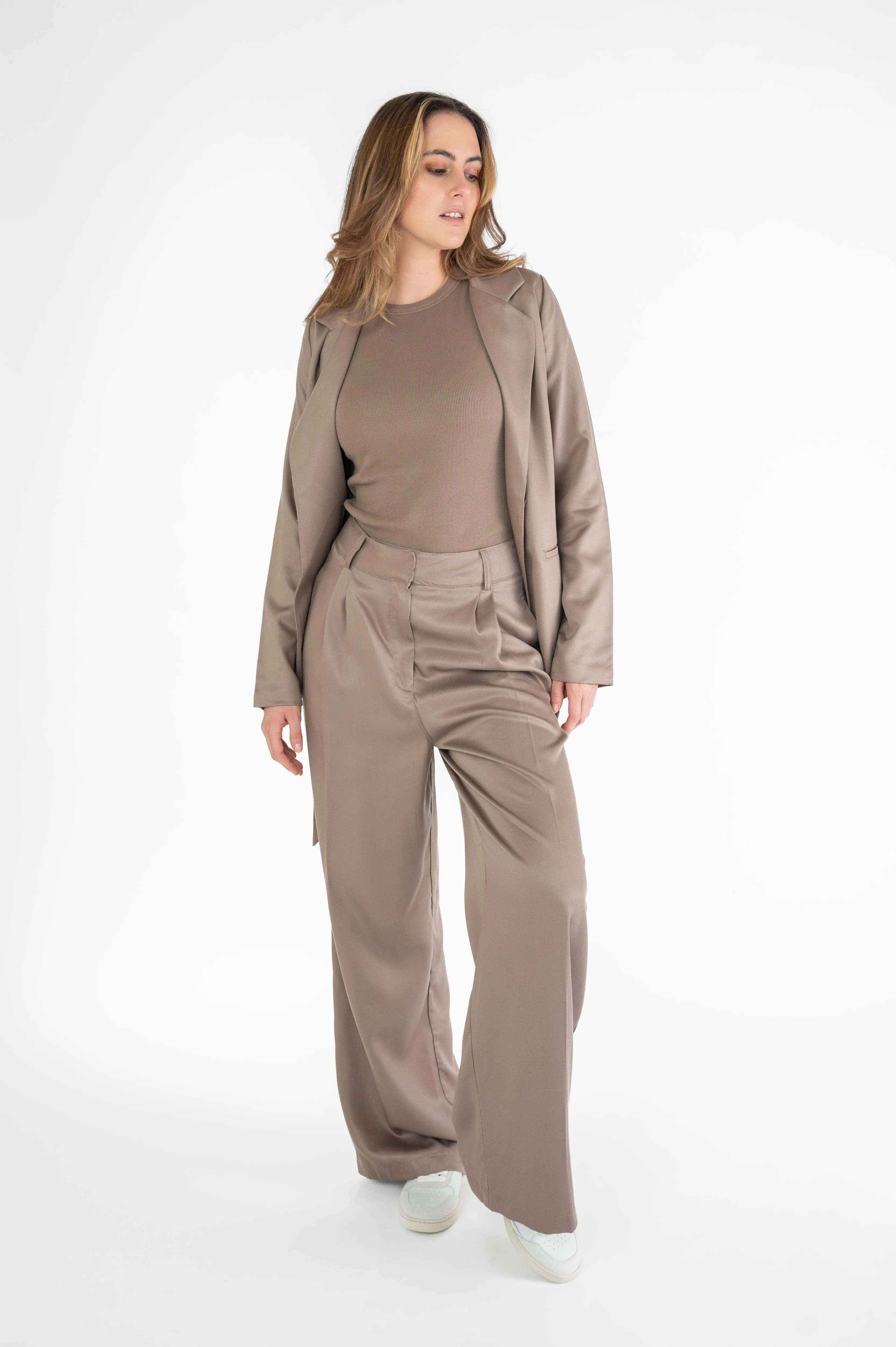 Light Wide Leg Pants Taupe sold by Ivalo.com product image thumbnail 4