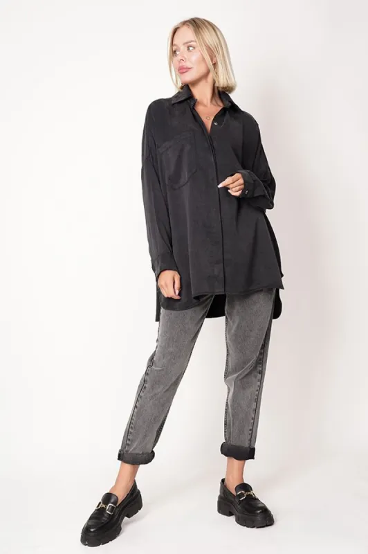 Długa Shirt Graphite Black sold by Ivalo.com