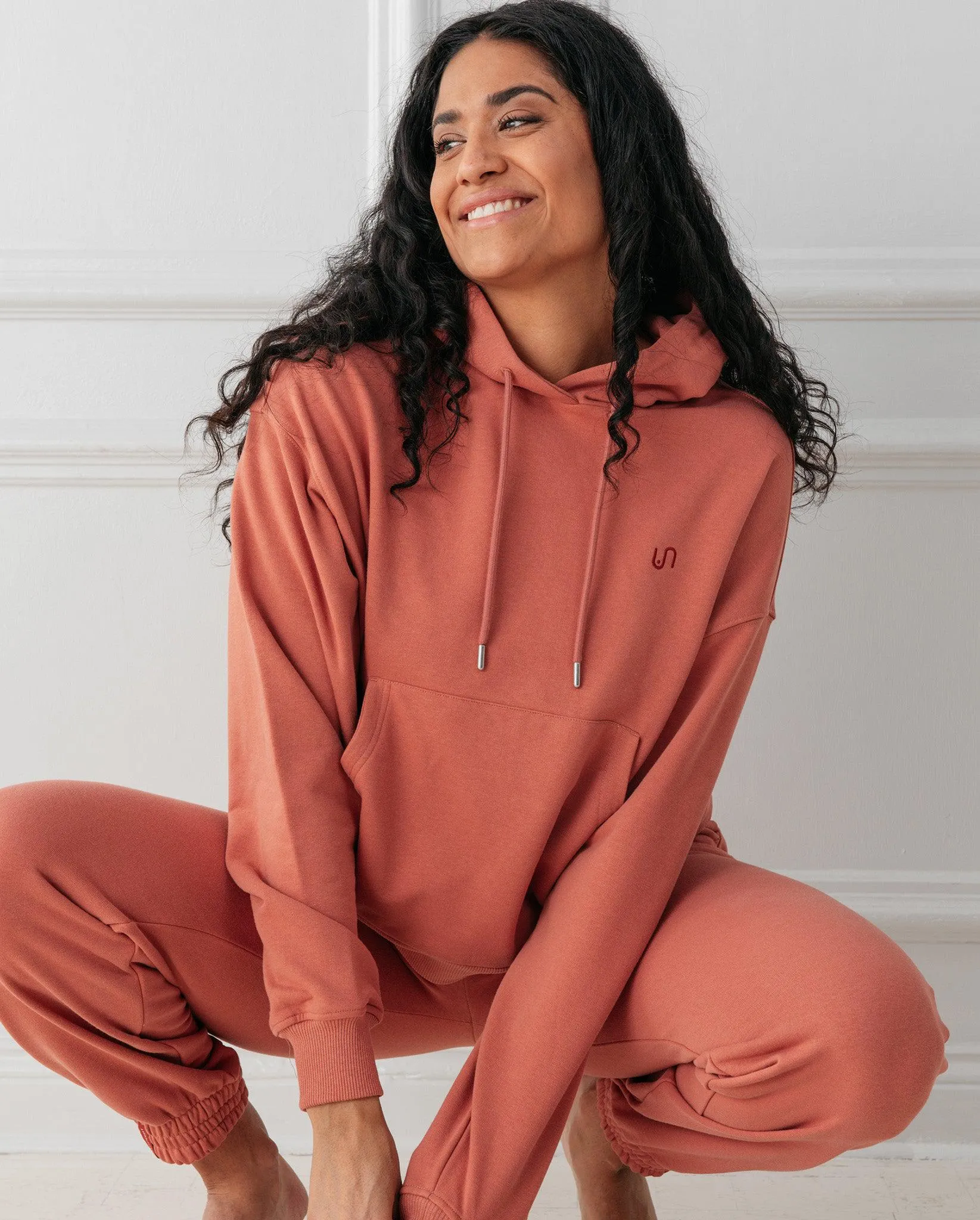 Hooded Sweat Ruby Rebel sold by Ivalo.com